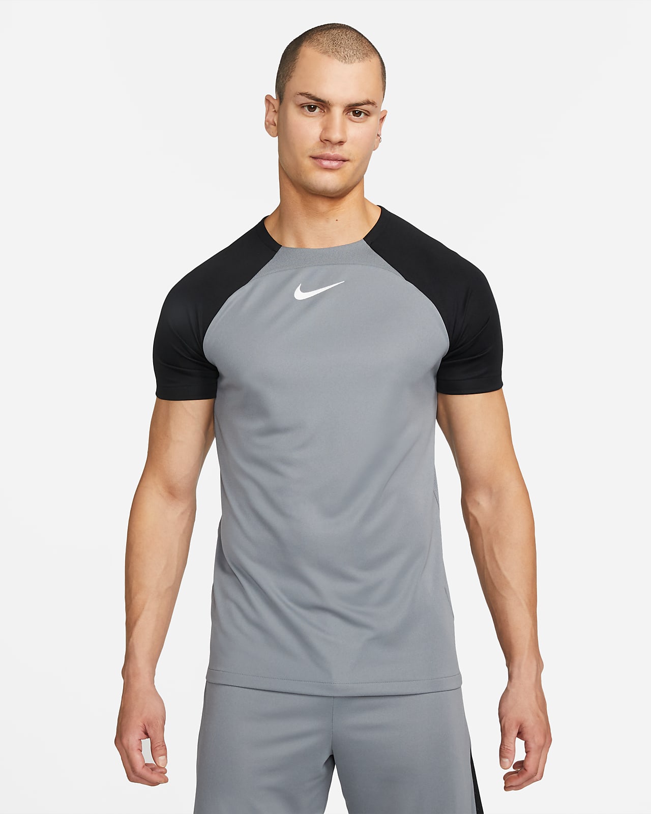 Мужская игровая футболка с коротким рукавом Nike Dri-FIT Academy Pro. Nike  RU