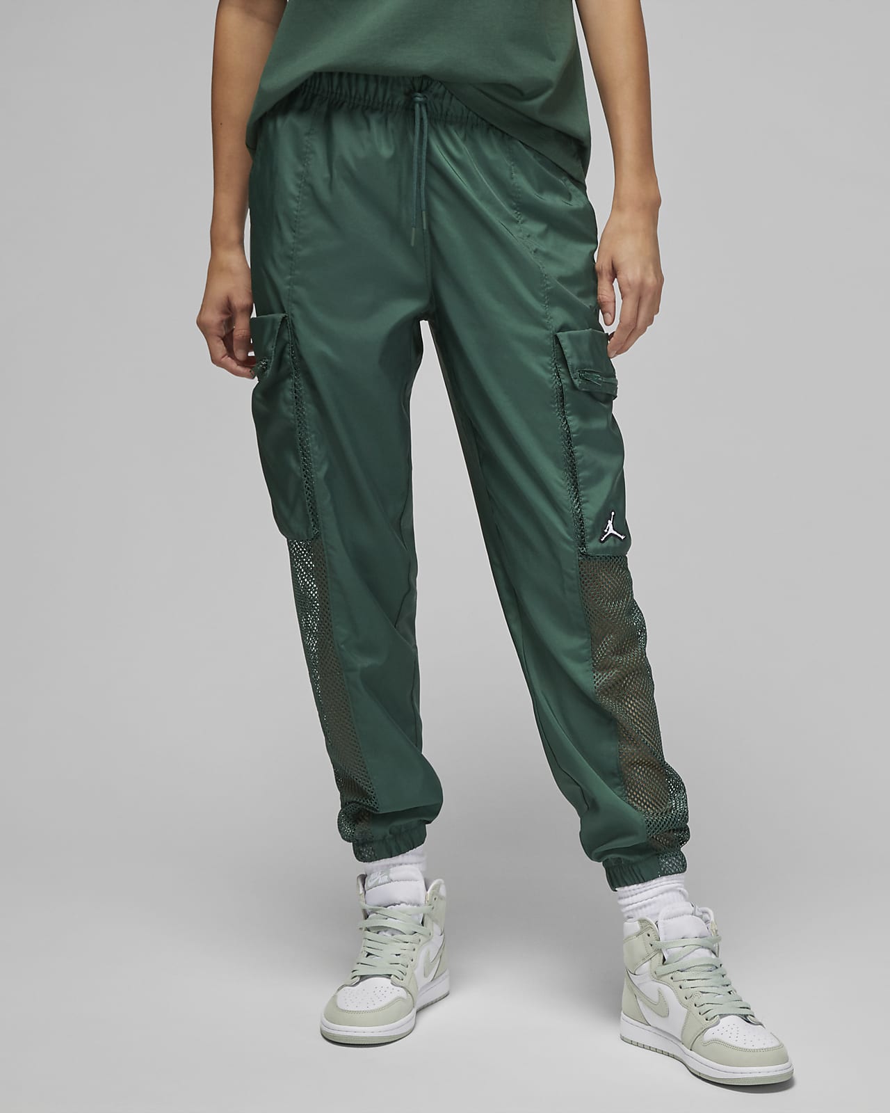 Jordan Essentials Women's Utility Trousers. Nike DK