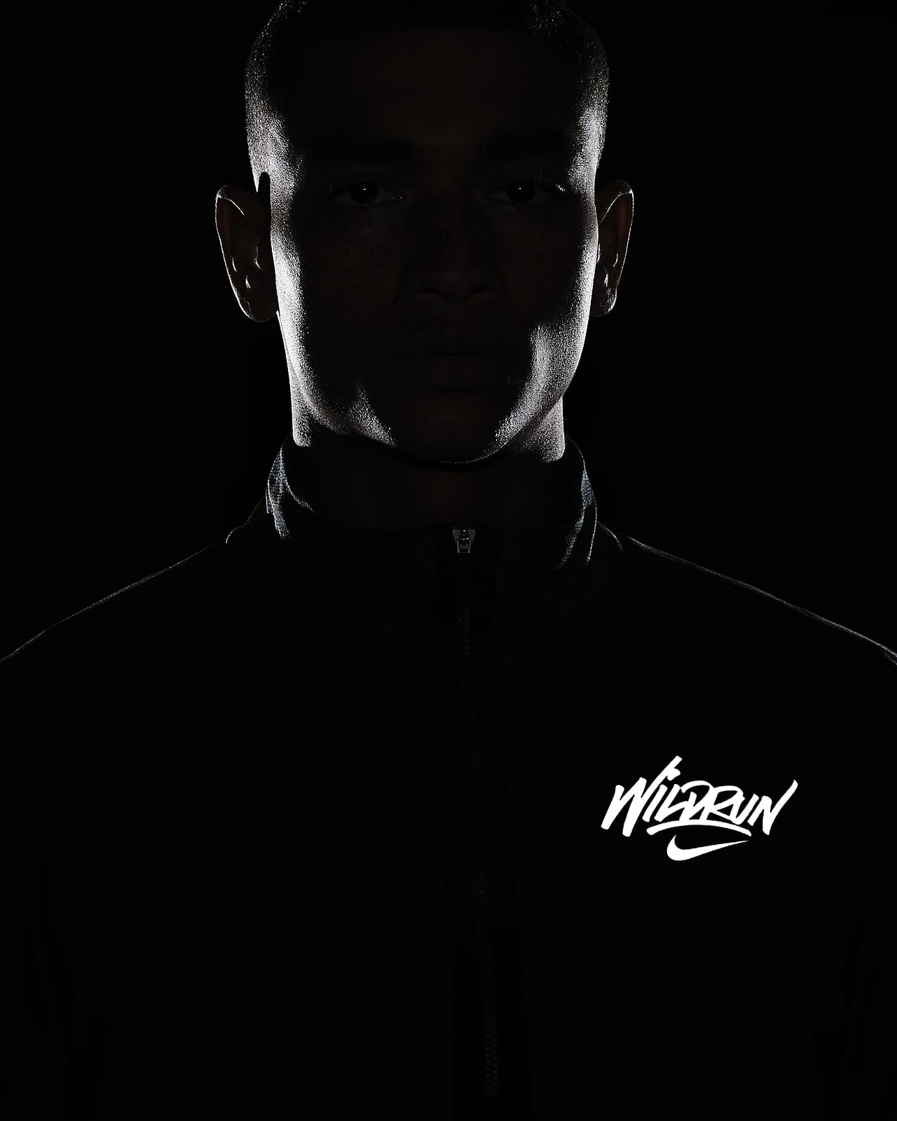 nike running wild run element hooded mid layer in black