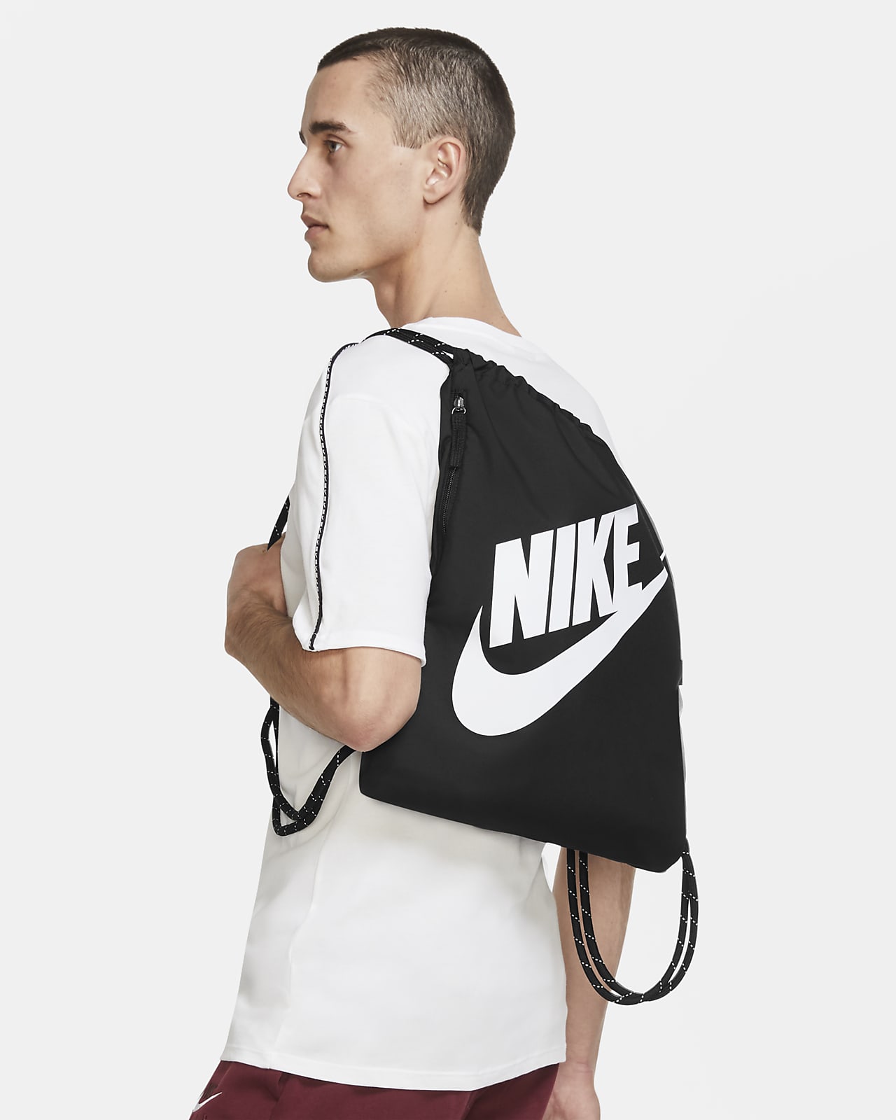 Bolso con cord n de ajuste Nike Heritage 13L