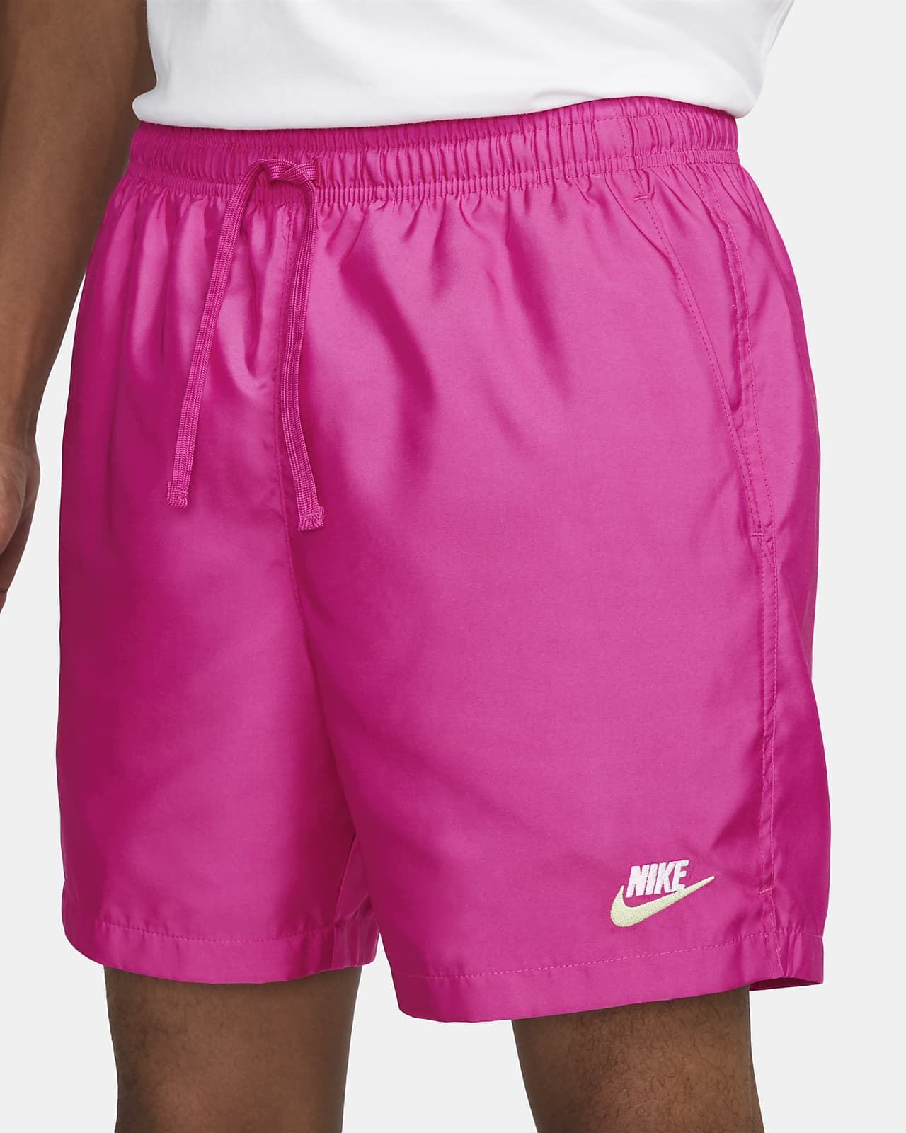 Sportswear Men's Woven Flow Shorts. Nike GB