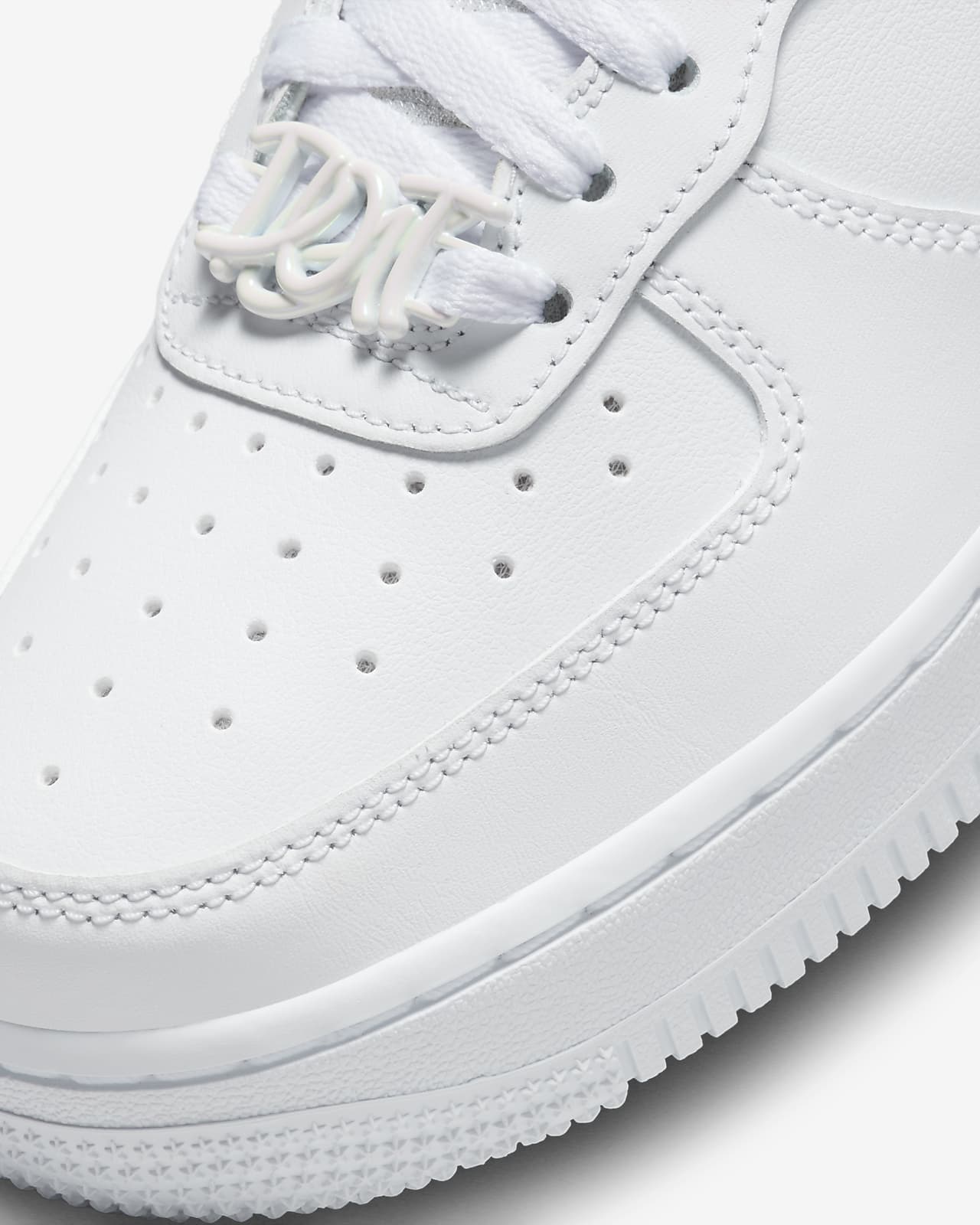 Nike Air Force 1 '07 LV8 Women's Shoes. Nike IN