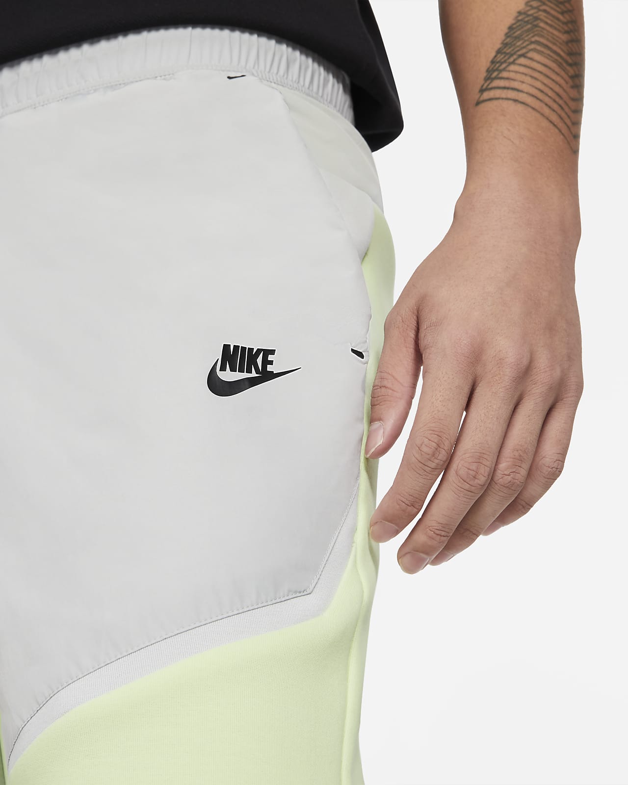 Tkane męskie joggery Nike Sportswear 