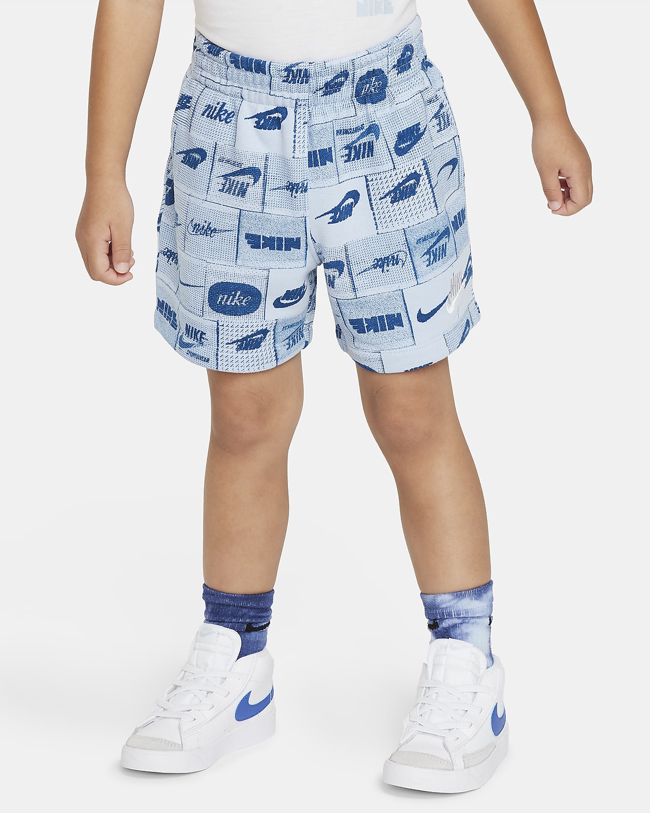 Nike Sportswear Club Toddler Printed Shorts.