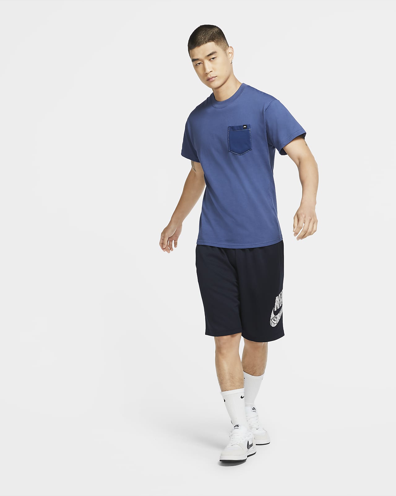 Nike SB Men's Pocket Skate T-Shirt. Nike JP