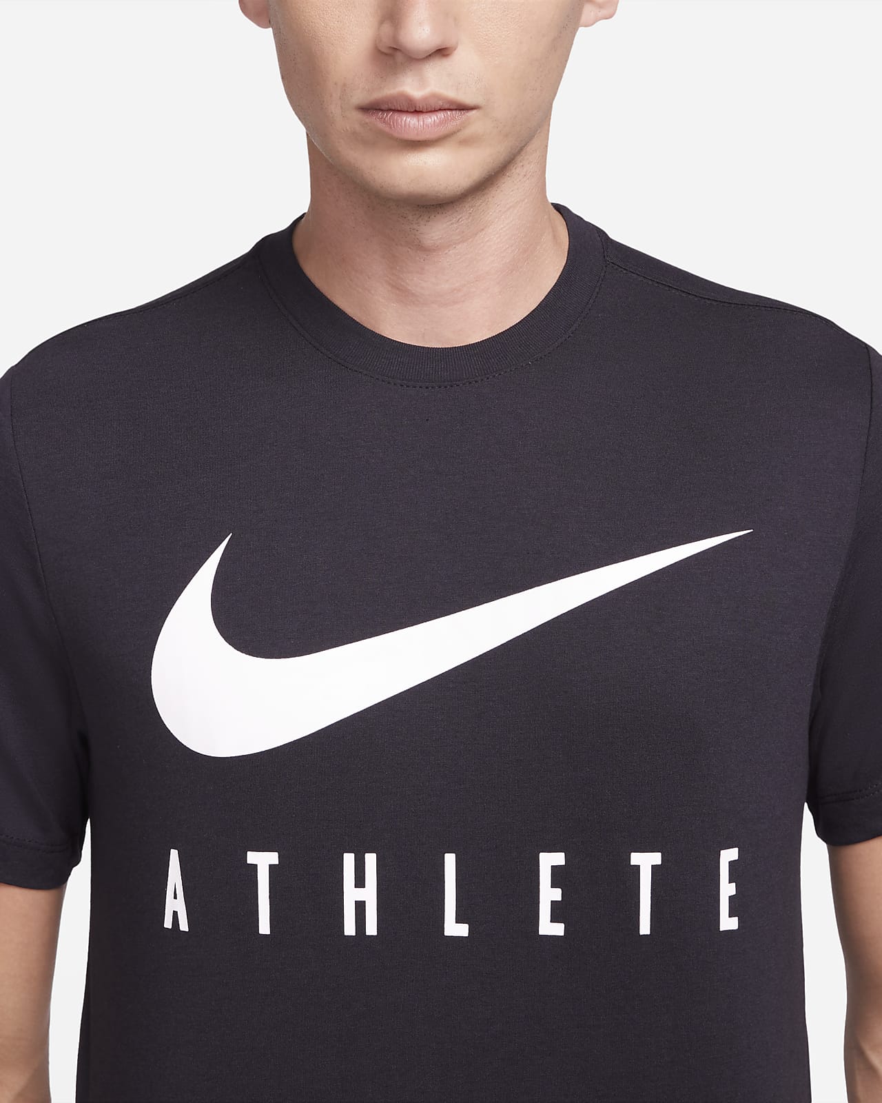 Grape Bliv ved kritiker Nike Dri-FIT-trænings-T-shirt til mænd. Nike DK