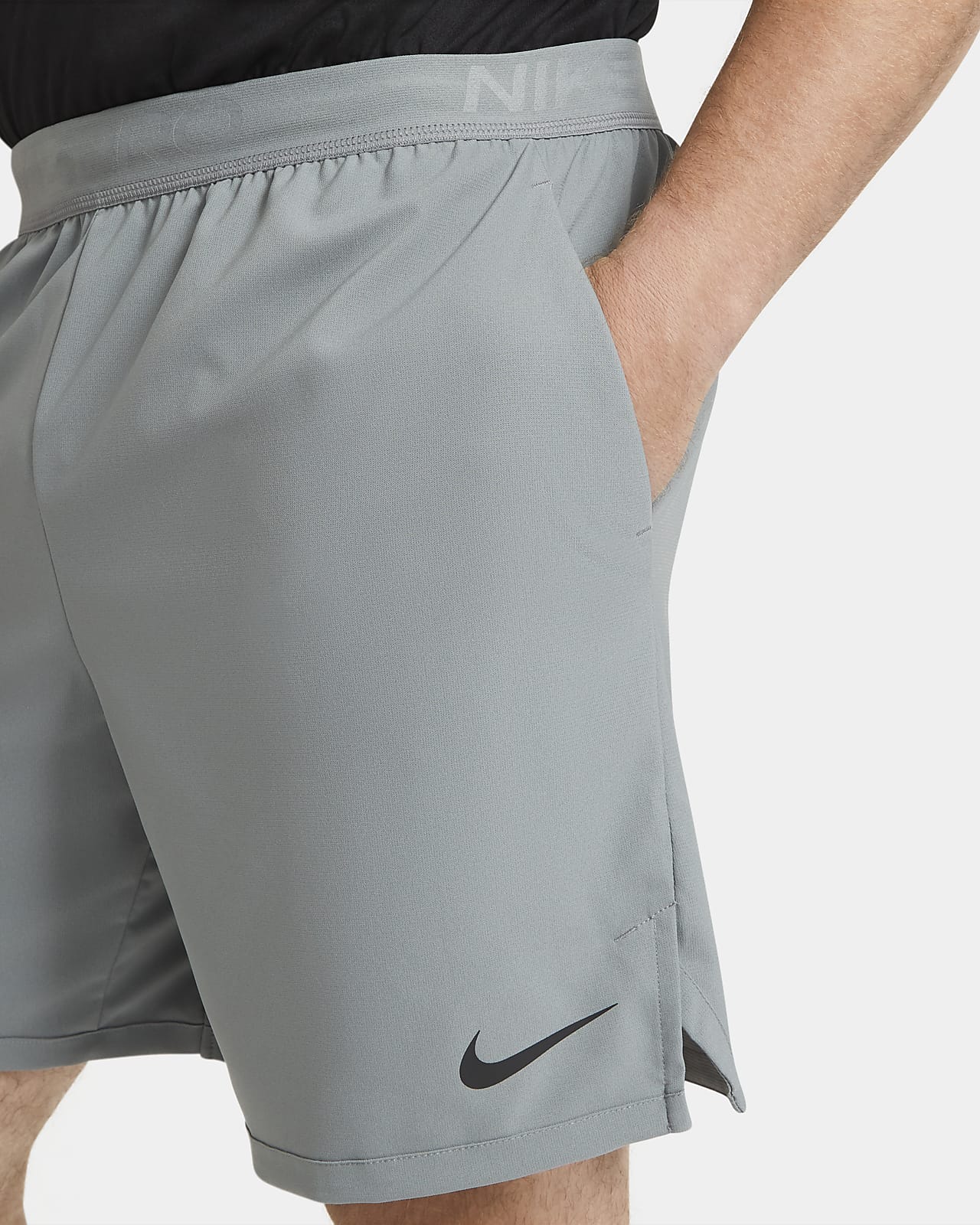 above the knee shorts nike