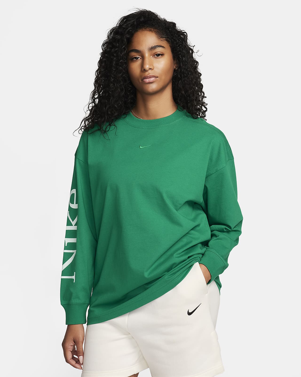 Nike Sportswear Women's Oversized Long-Sleeve Top