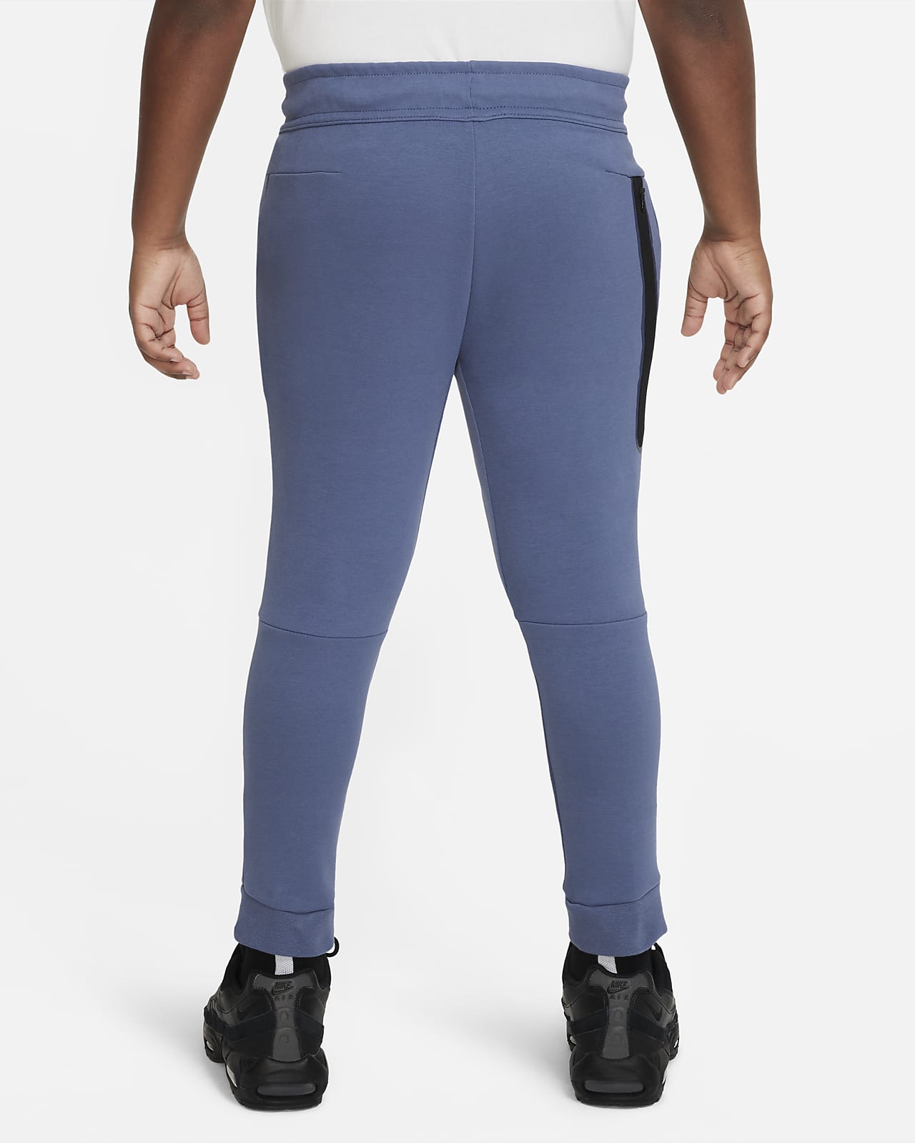 Sportswear Tech Fleece Older Kids' (Boys') Trousers (Extended Size). Nike LU