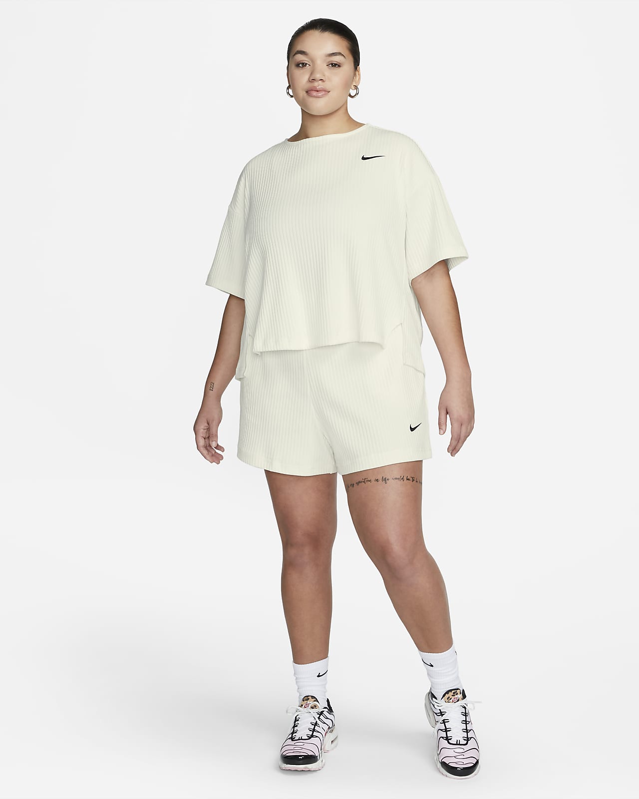 Nike High-Waisted Jersey Shorts (Plus Size). Nike