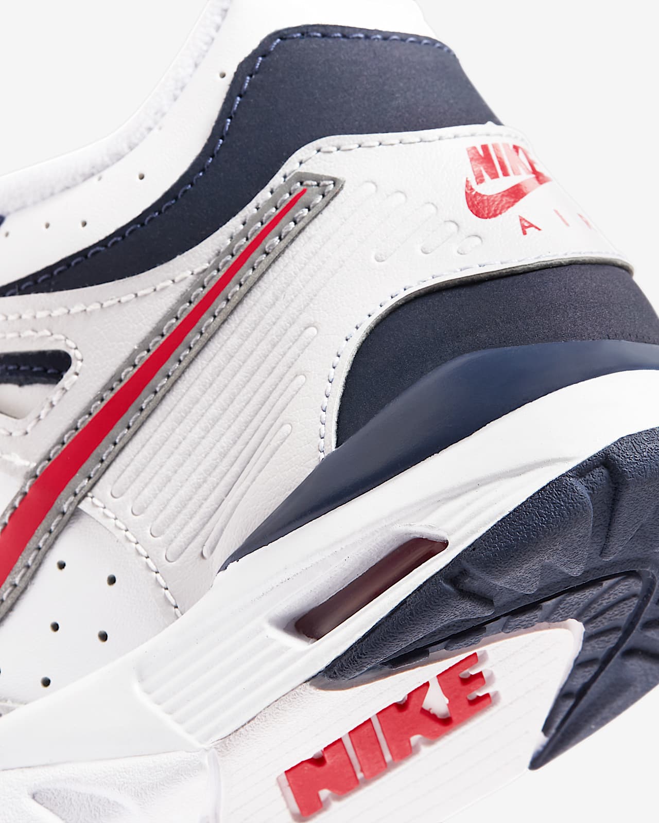 younger boys nike trainers