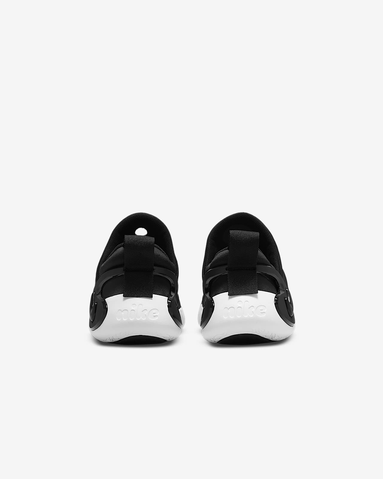 Sapatilhas fáceis de calçar e descalçar Nike Dynamo Go para criança. Nike PT