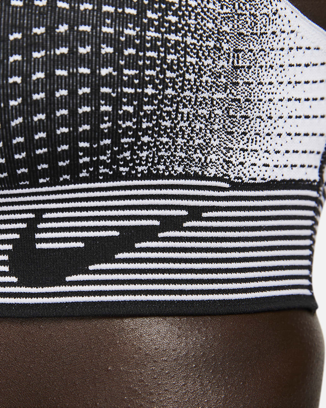 NEW Nike Flyknit Sports Bra Dry Fit Tech Size Small Black / White
