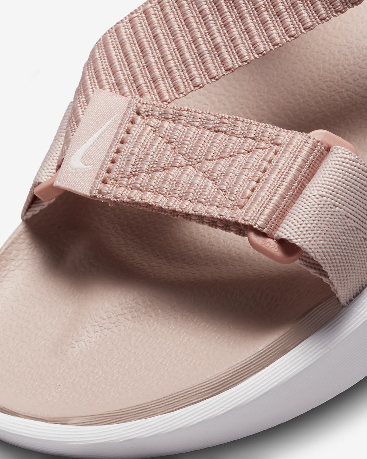 Nike Vista Women's Sandals. Nike DK