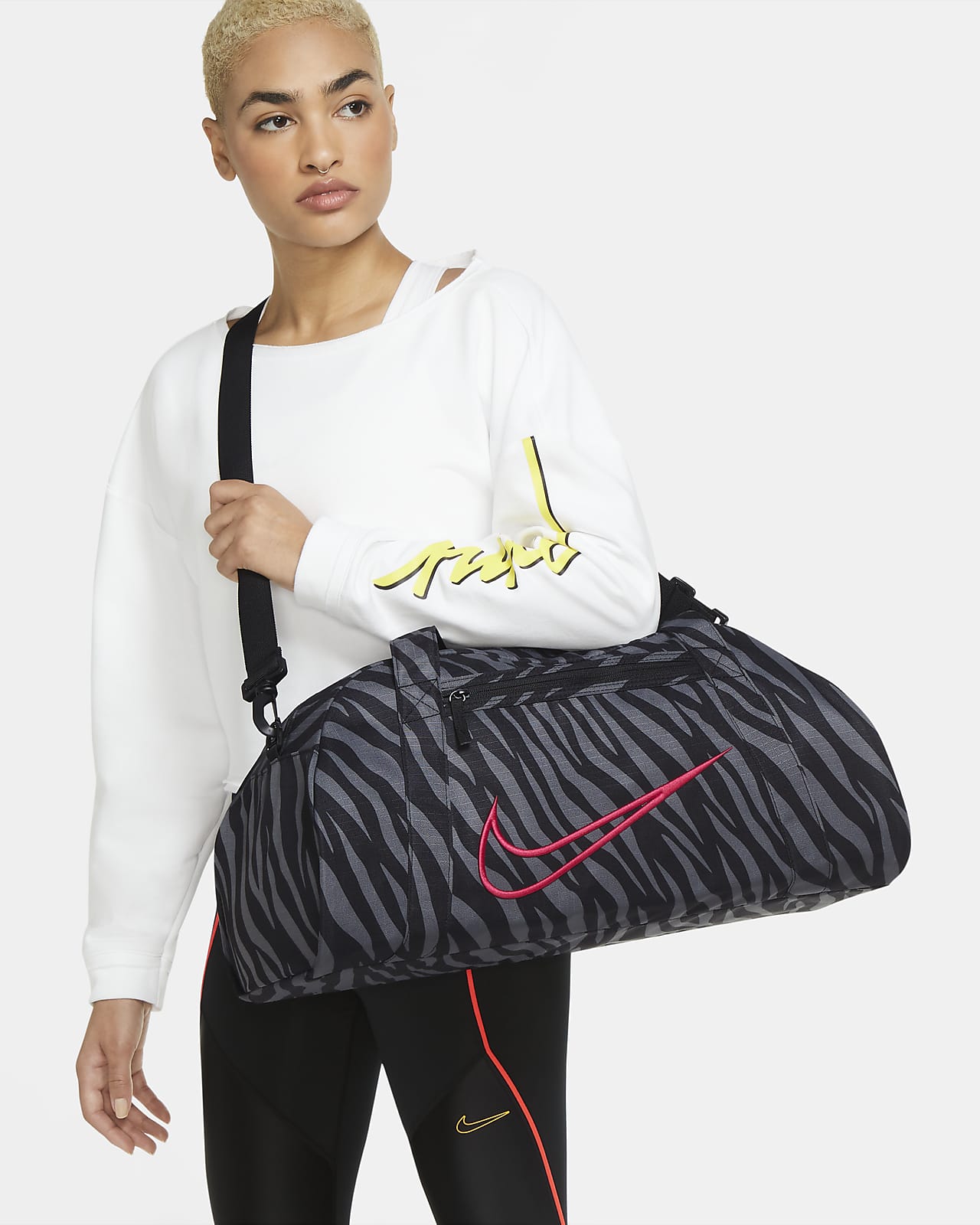 Duffel Bags. Nike CA