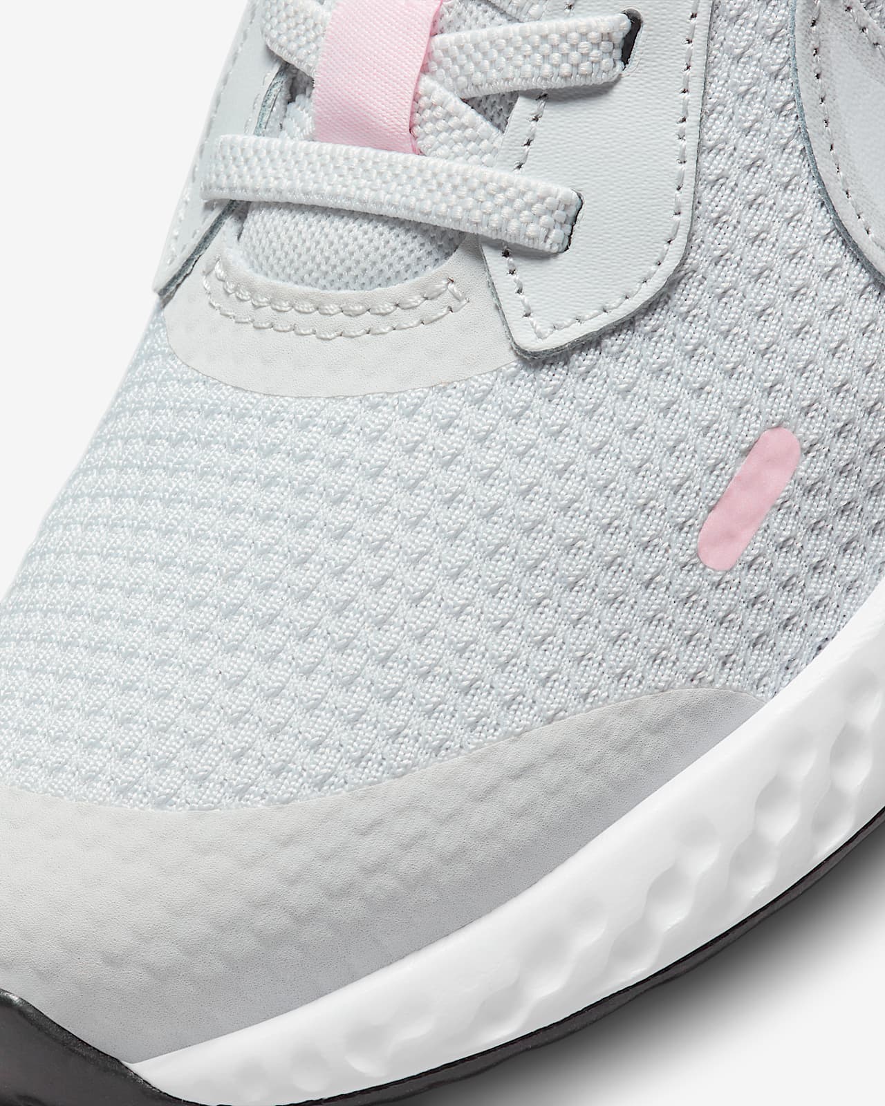 nike revolution 3 boys