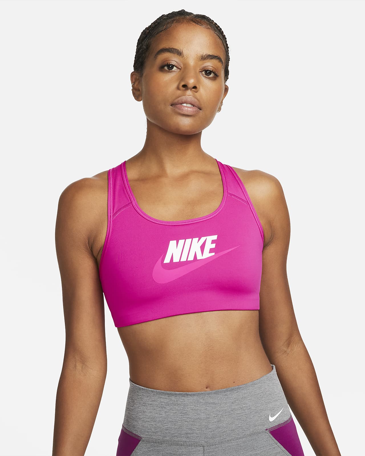 Bra deportivo estampado de media sujeción para mujer Nike Dri-FIT Swoosh.  Nike.com