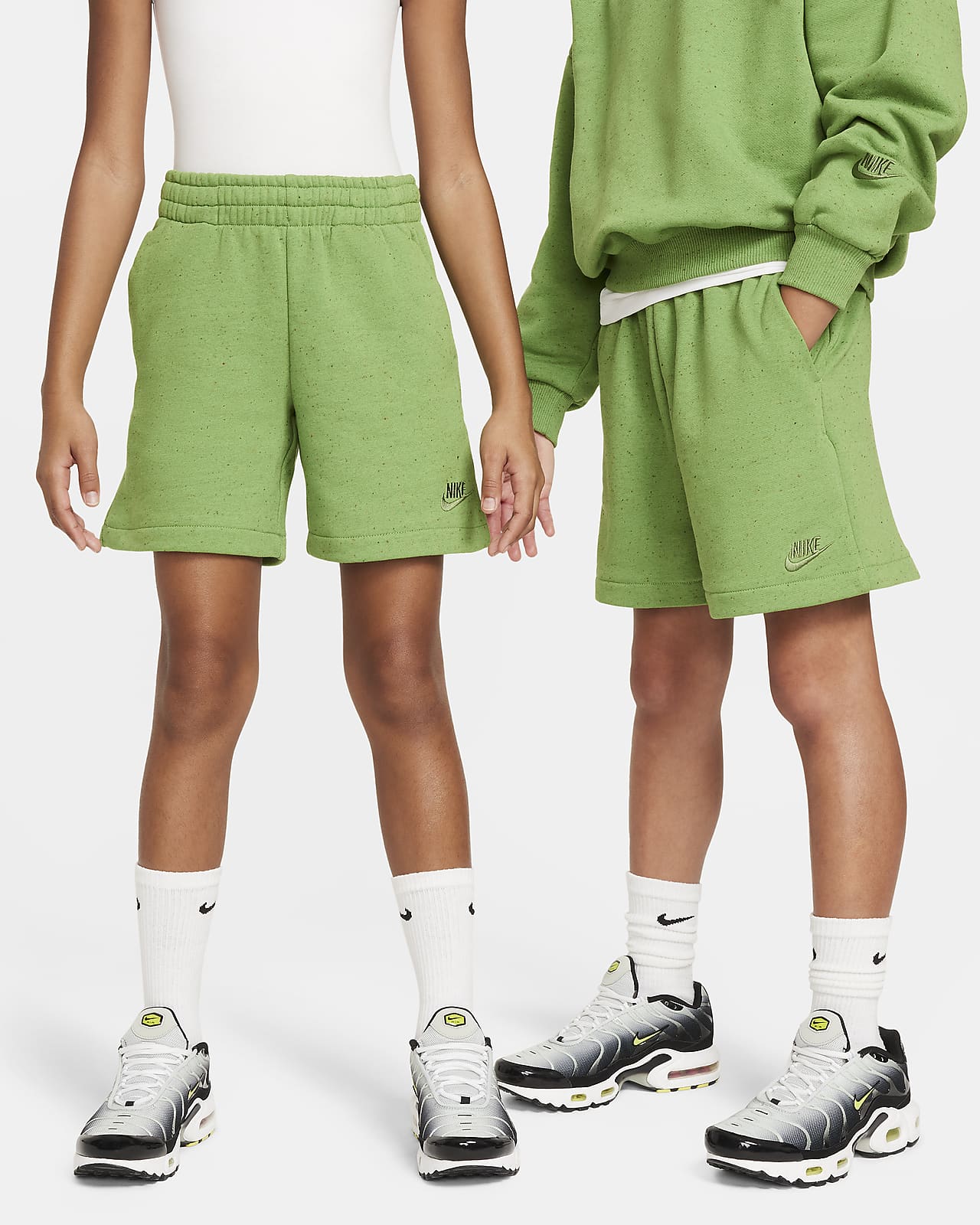 Nike Sportswear Icon Fleece EasyOn Big Kids' Loose Shorts.