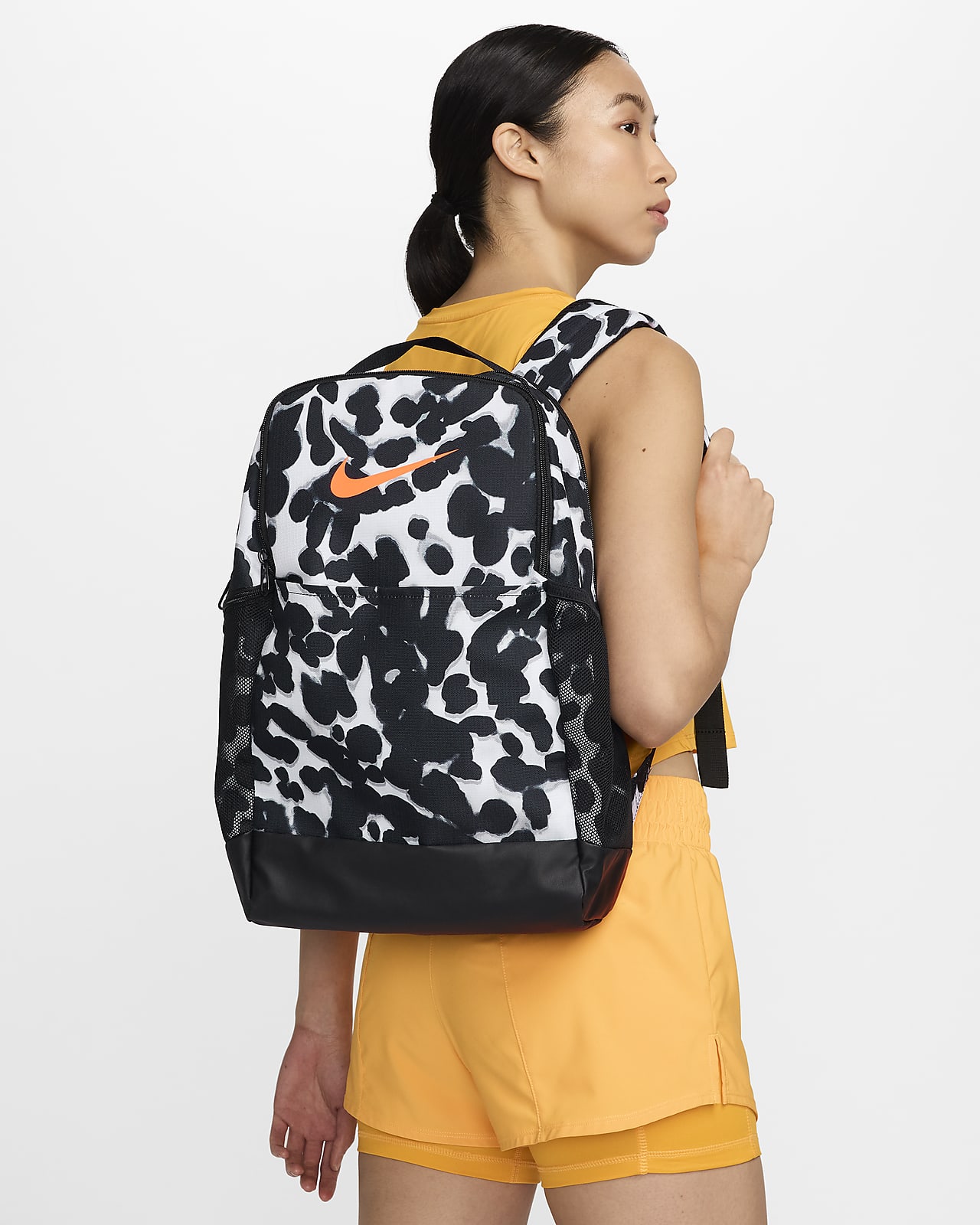 Plecak Nike Brasilia (rozmiar M, 24 l)