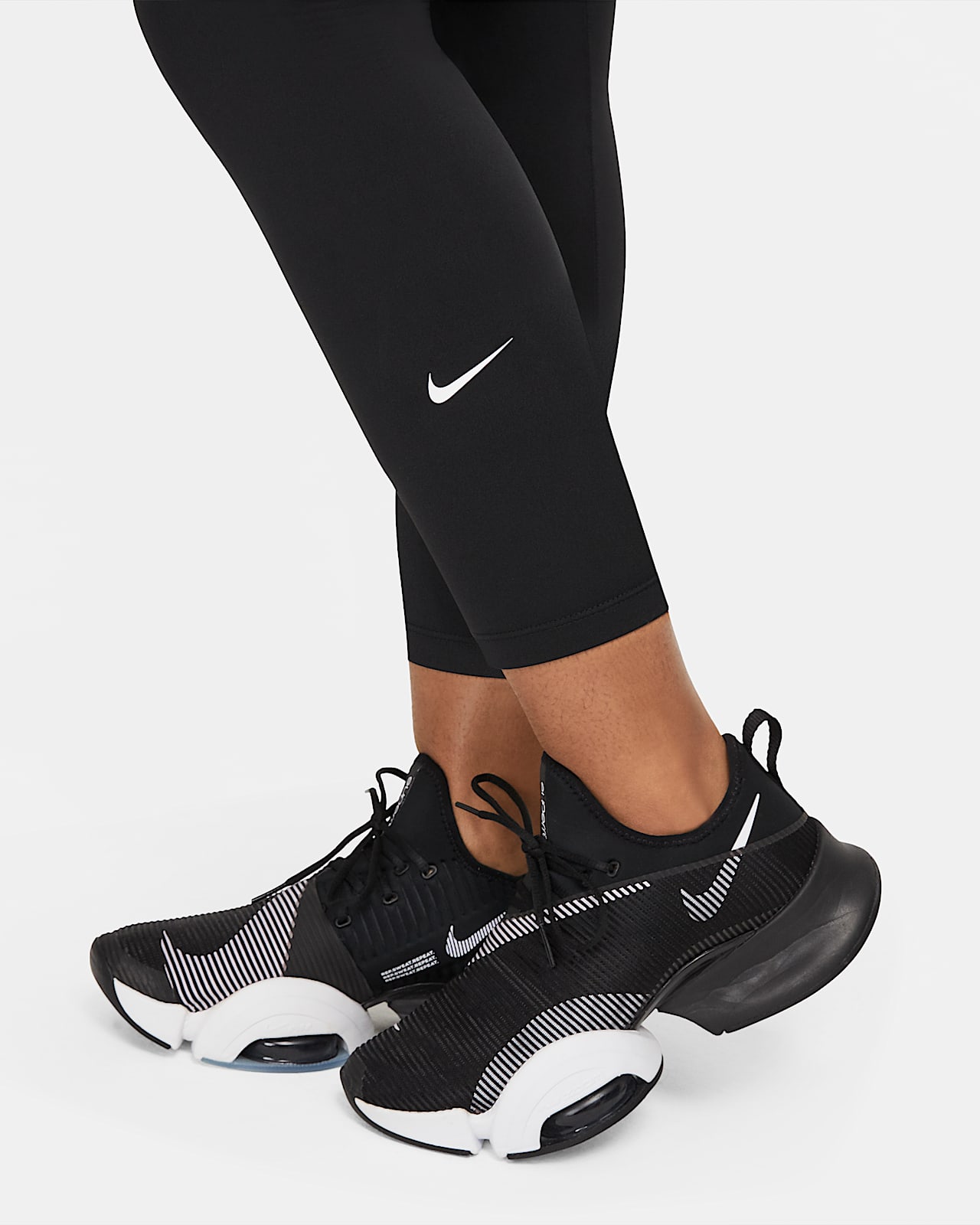 Женские укороченные леггинсы со средней посадкой Nike One. Nike RU