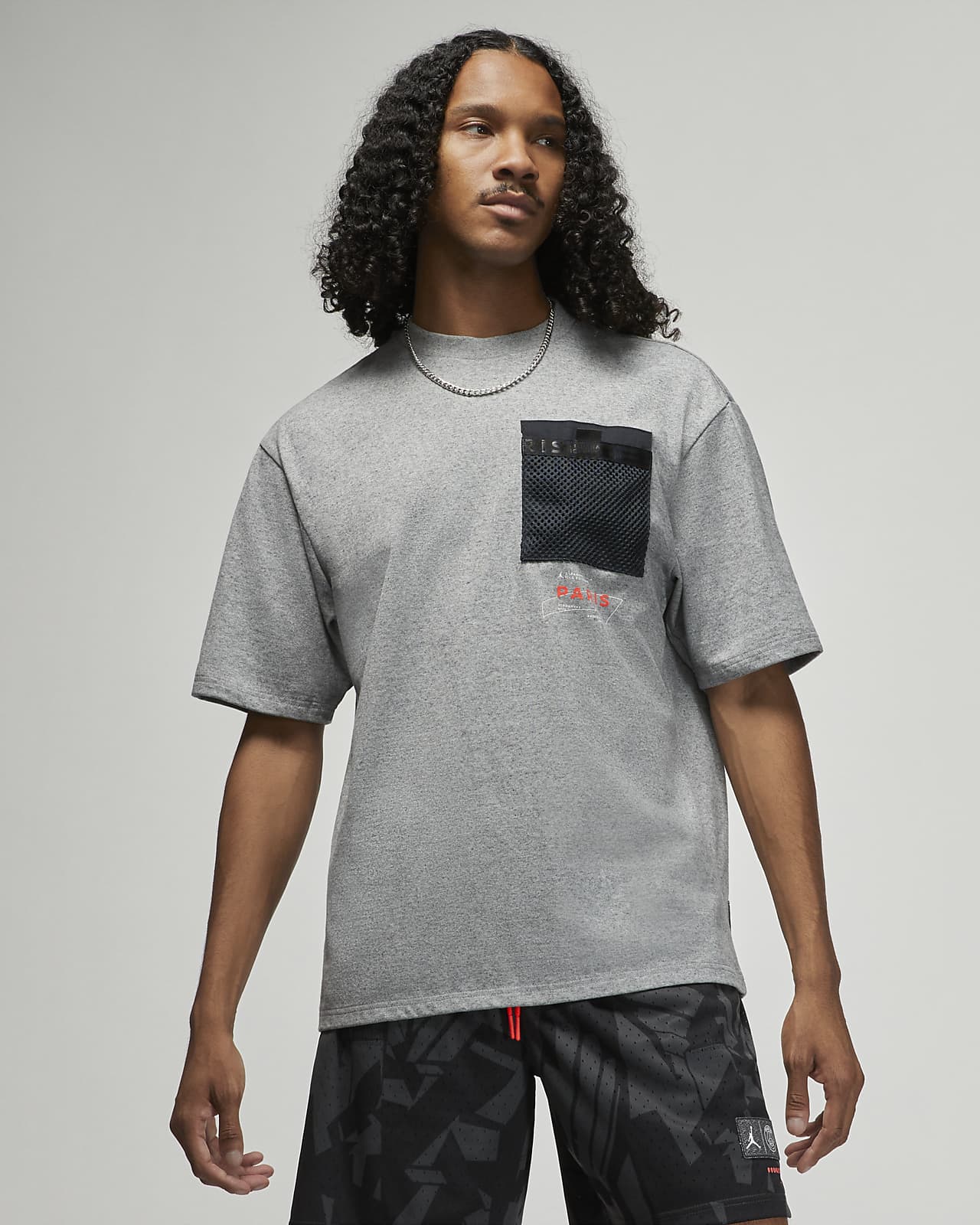 nike t shirt pocket