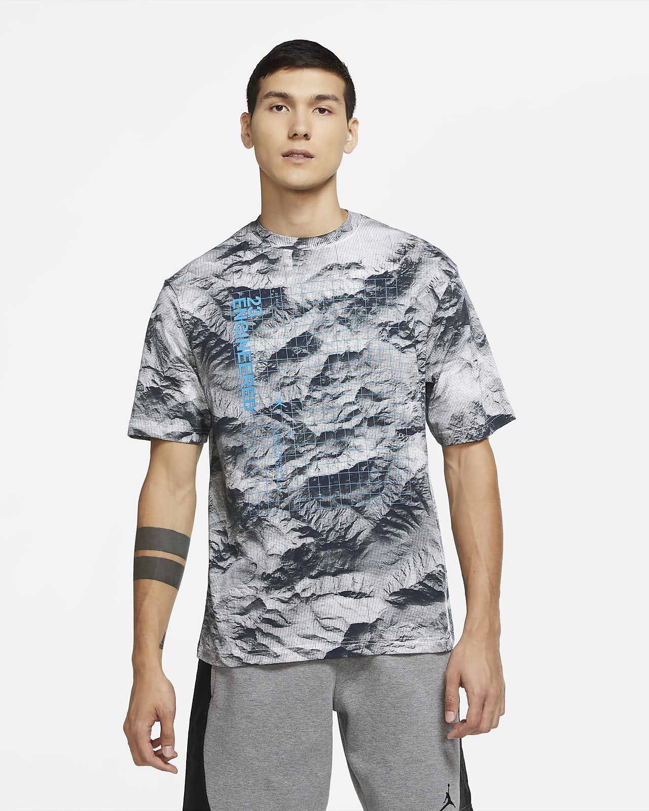 Tee shirt à manches courtes Jordan 23 Engineered pour Homme T shirt garçon gris manche courte sport Basket M. JORDAN 23