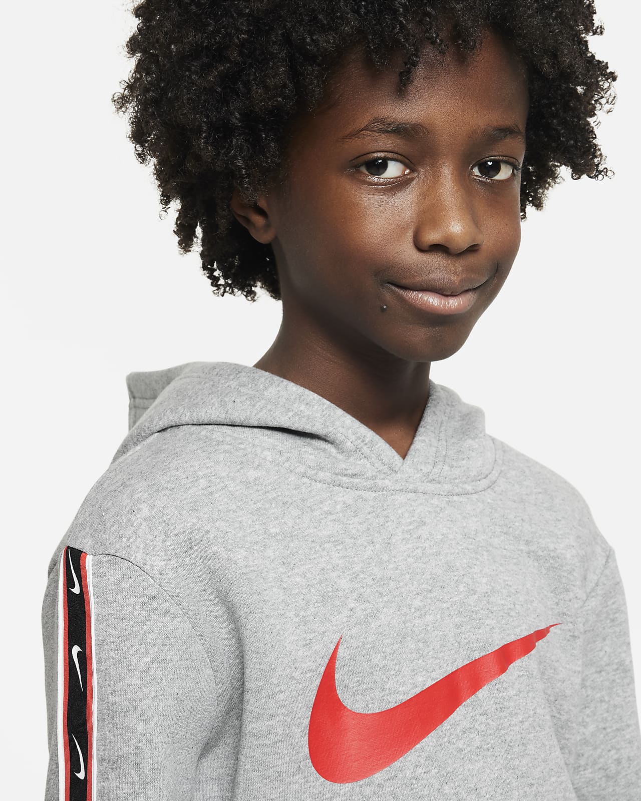 Nike Sportswear Repeat (Boys') Fleece Pullover Hoodie. Nike LU