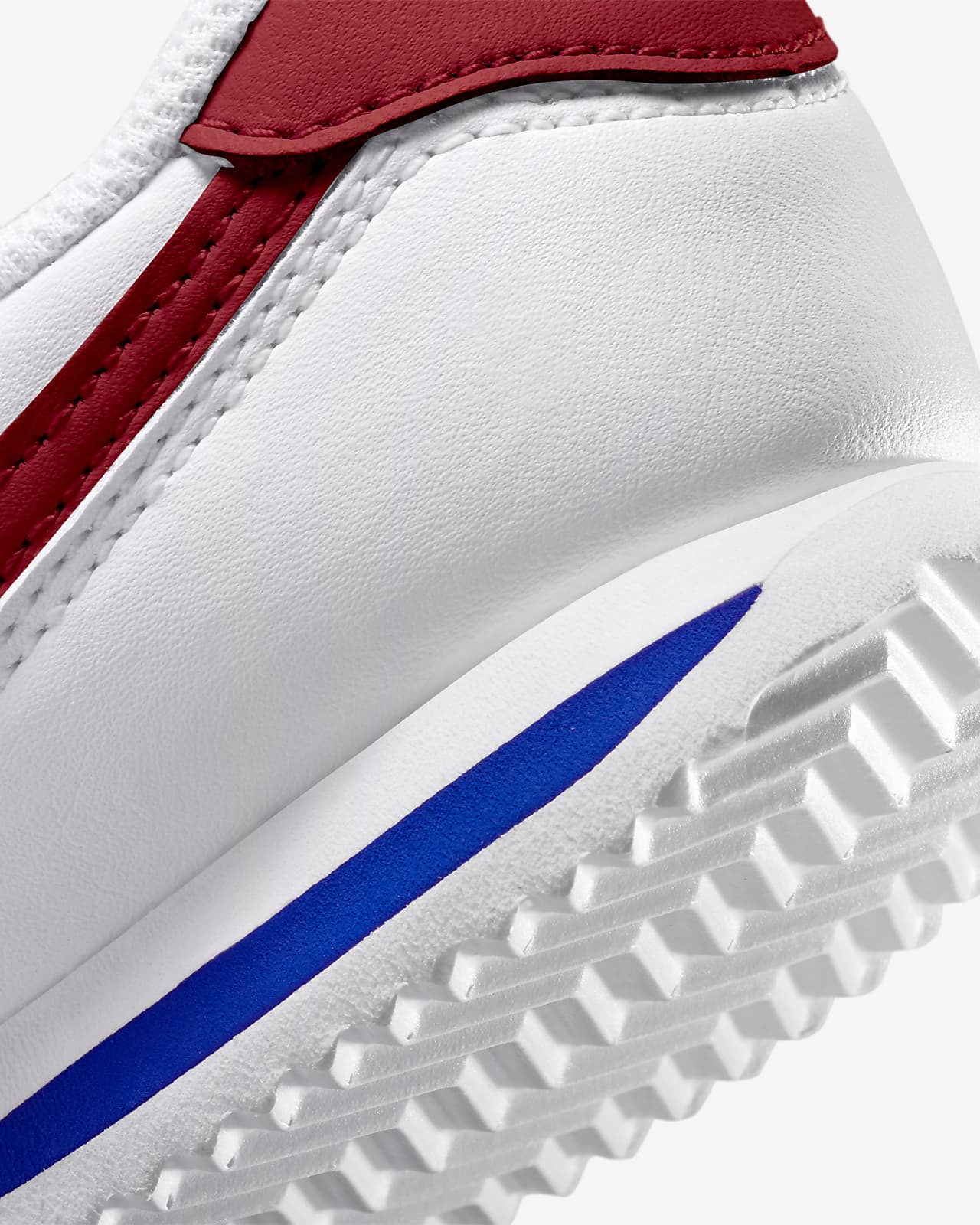 nike cortez barn