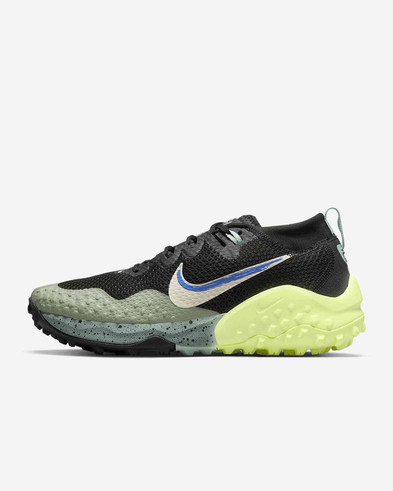 Trail Running Shoes. Nike LU