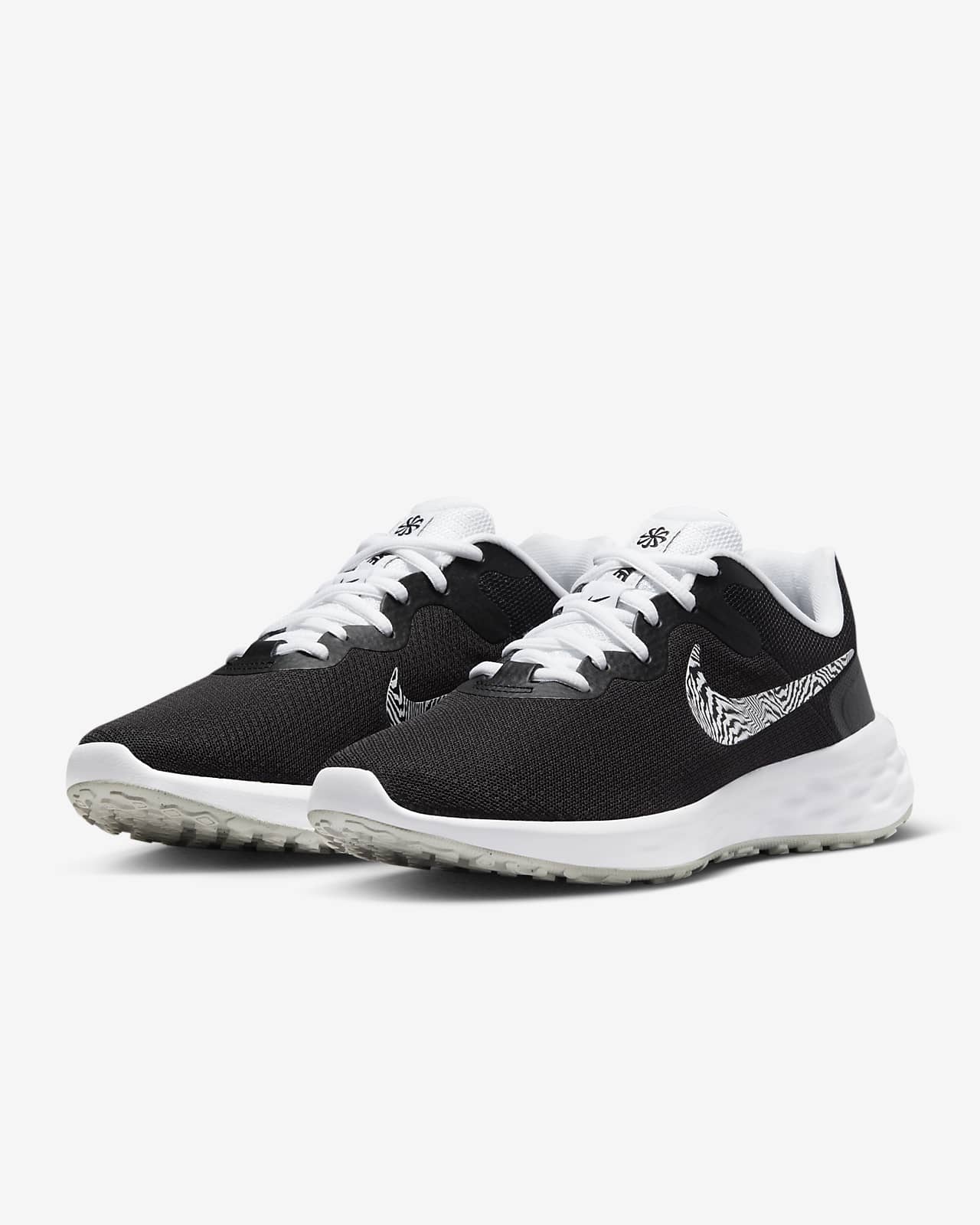nike runners female