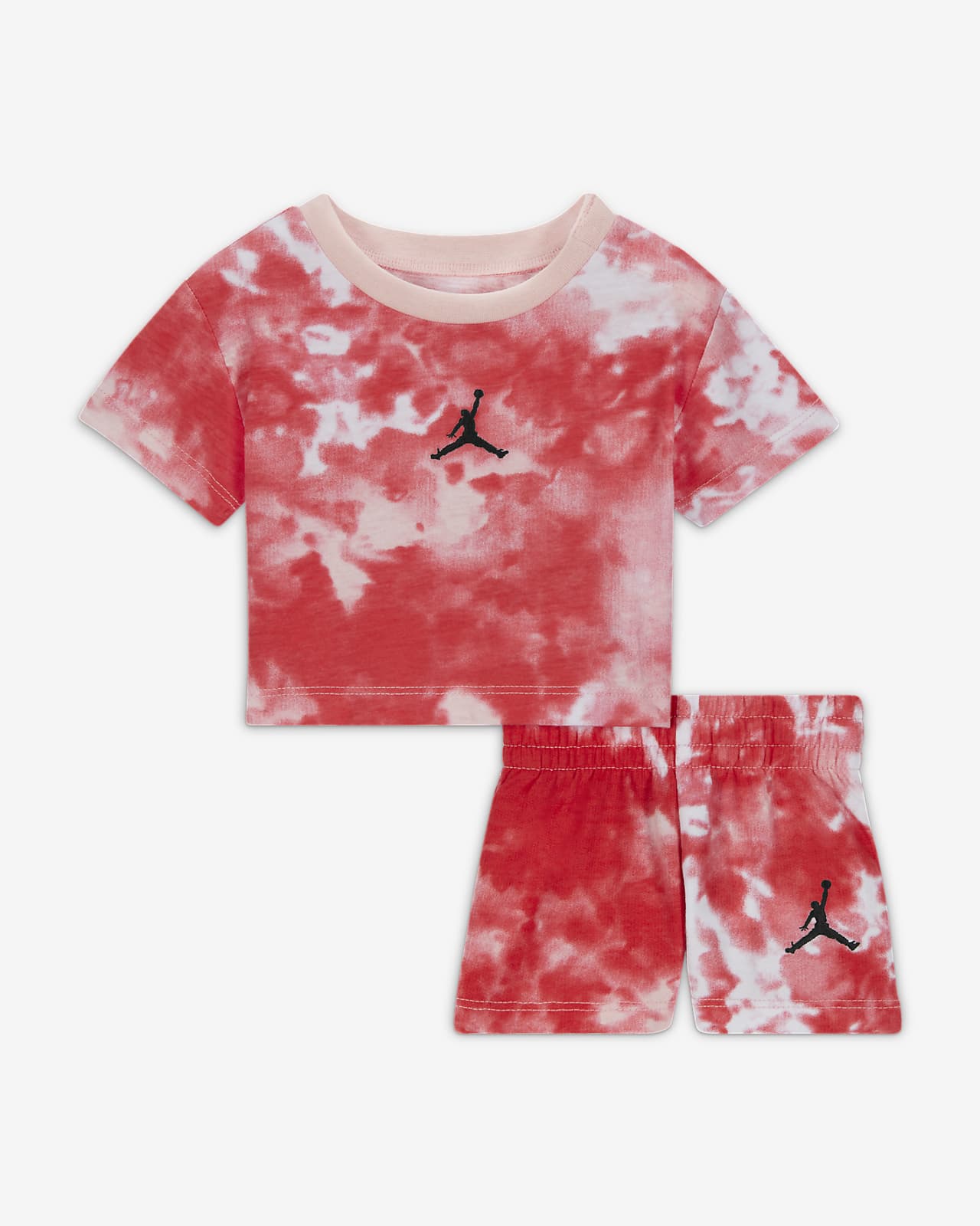 Conjunto de playera y shorts Jordan para bebé (0-9M). Nike.com