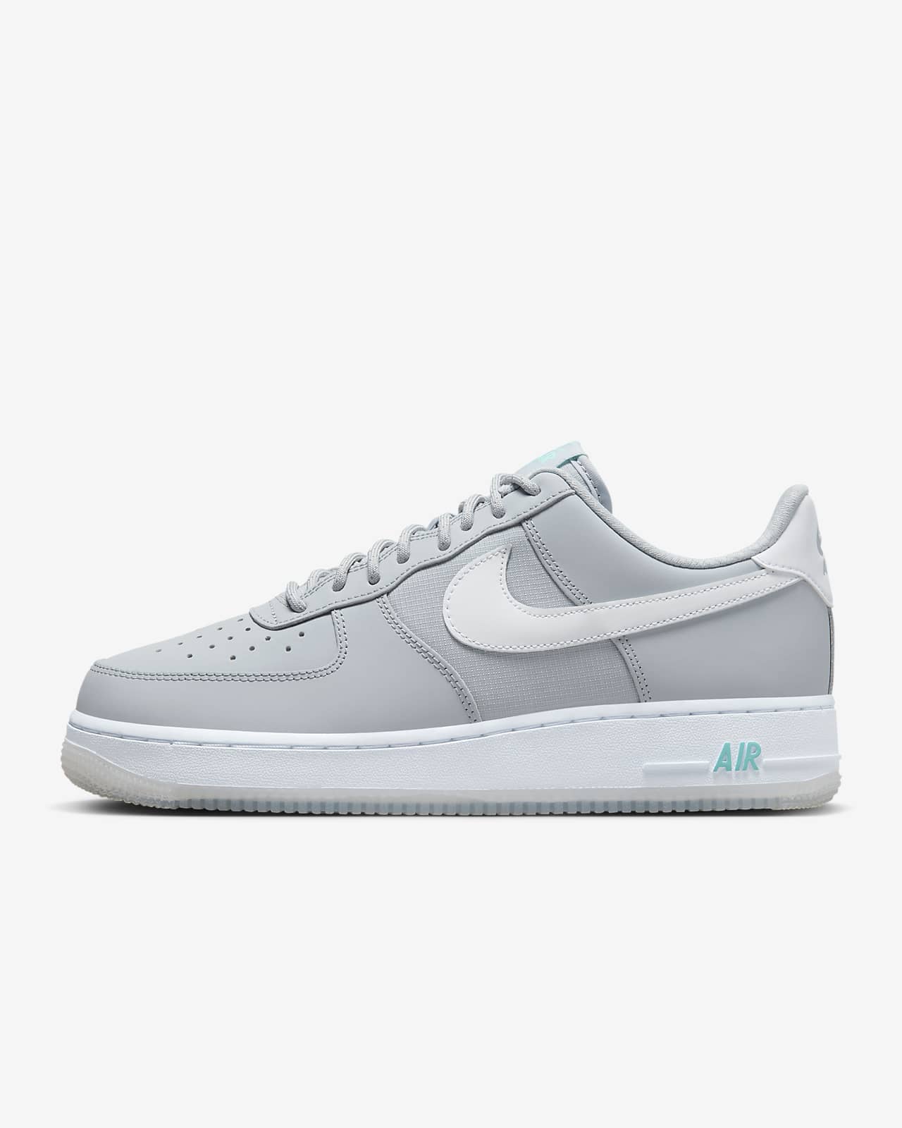 Nike Air Force 1 LV8 Men's Shoe. Nike LU