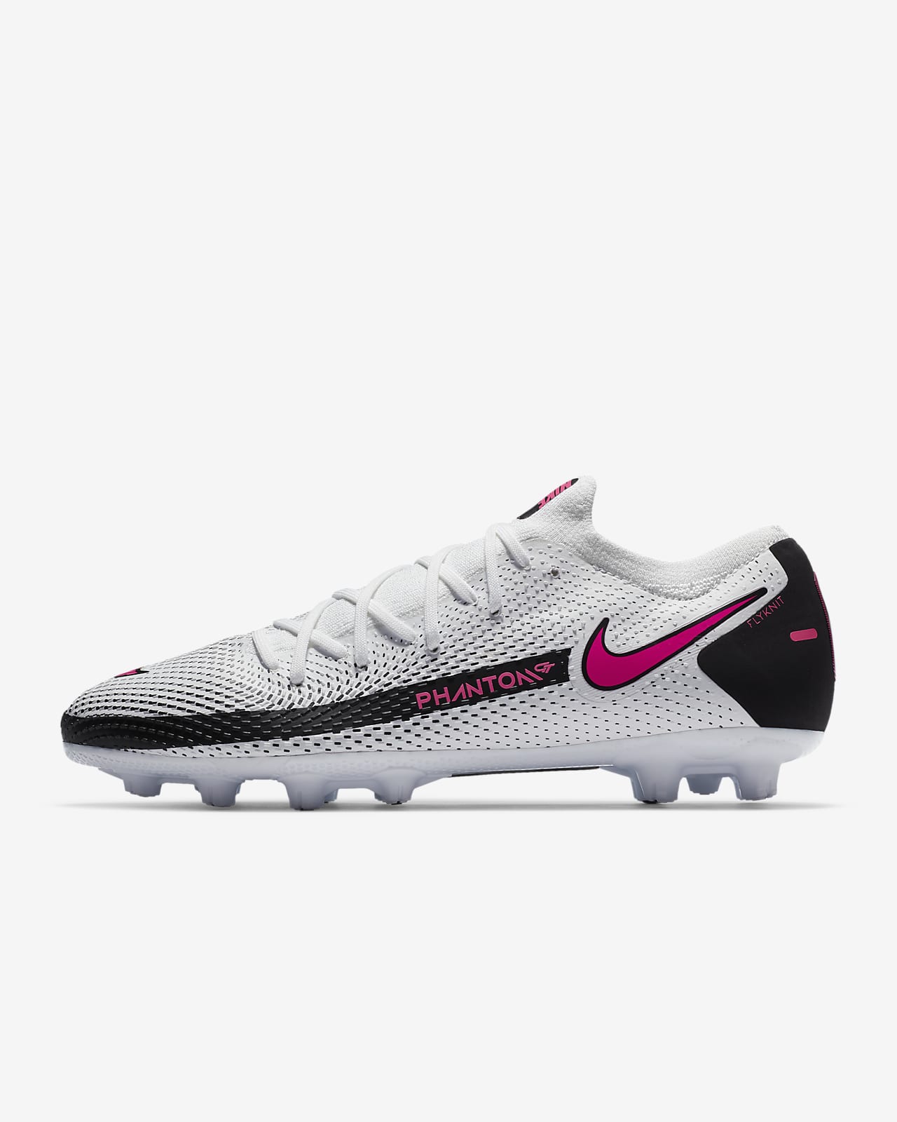 soccer cleats nike phantom