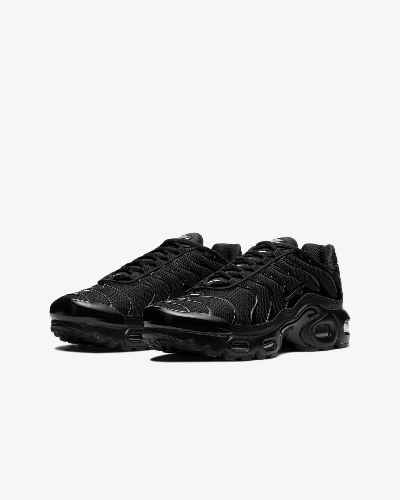 nike air max plus in store