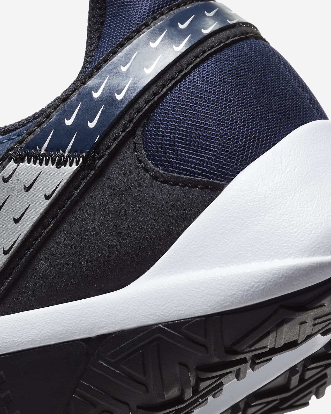 nike men's legend essential training shoes