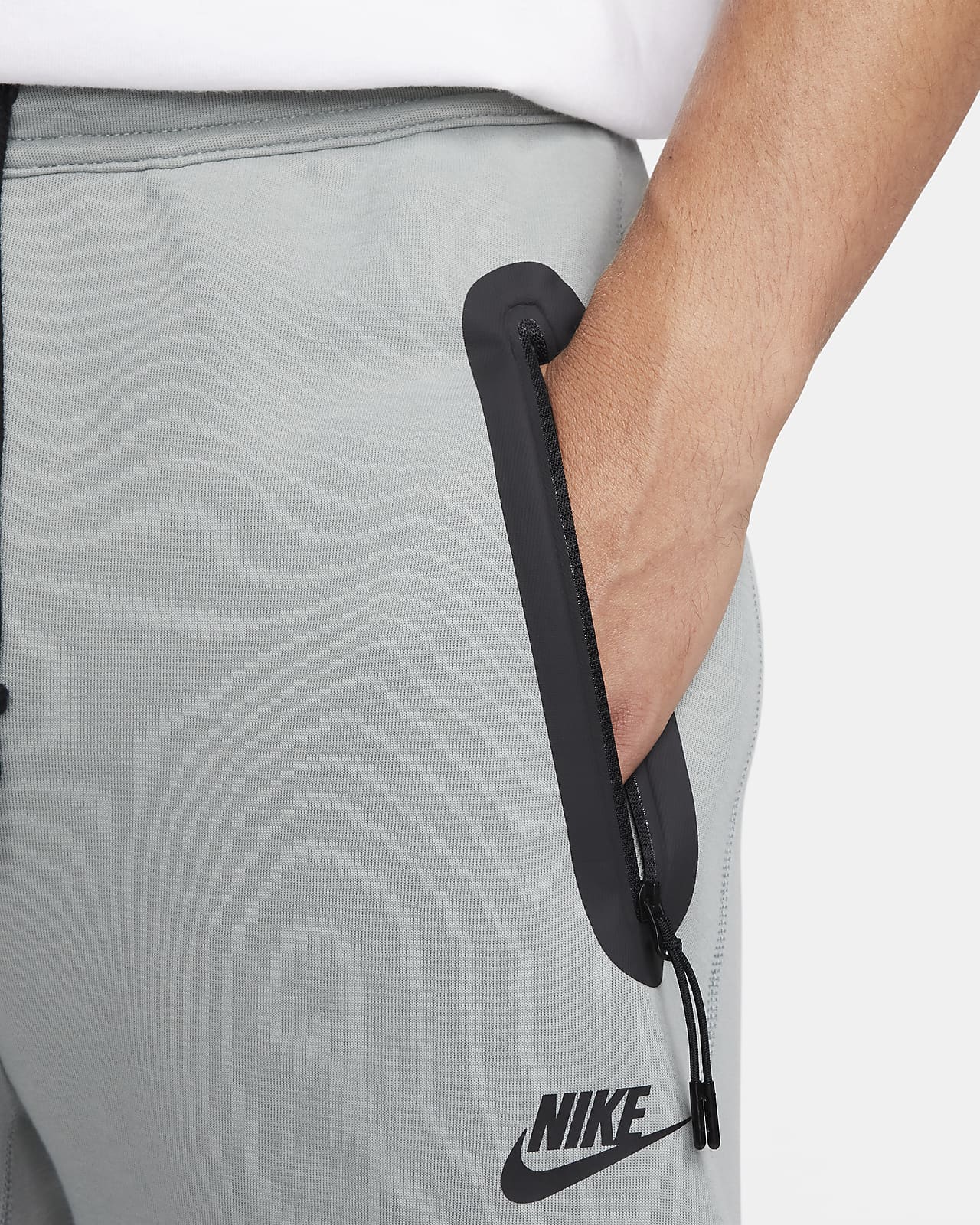 Nike tech tracksuit store bottoms