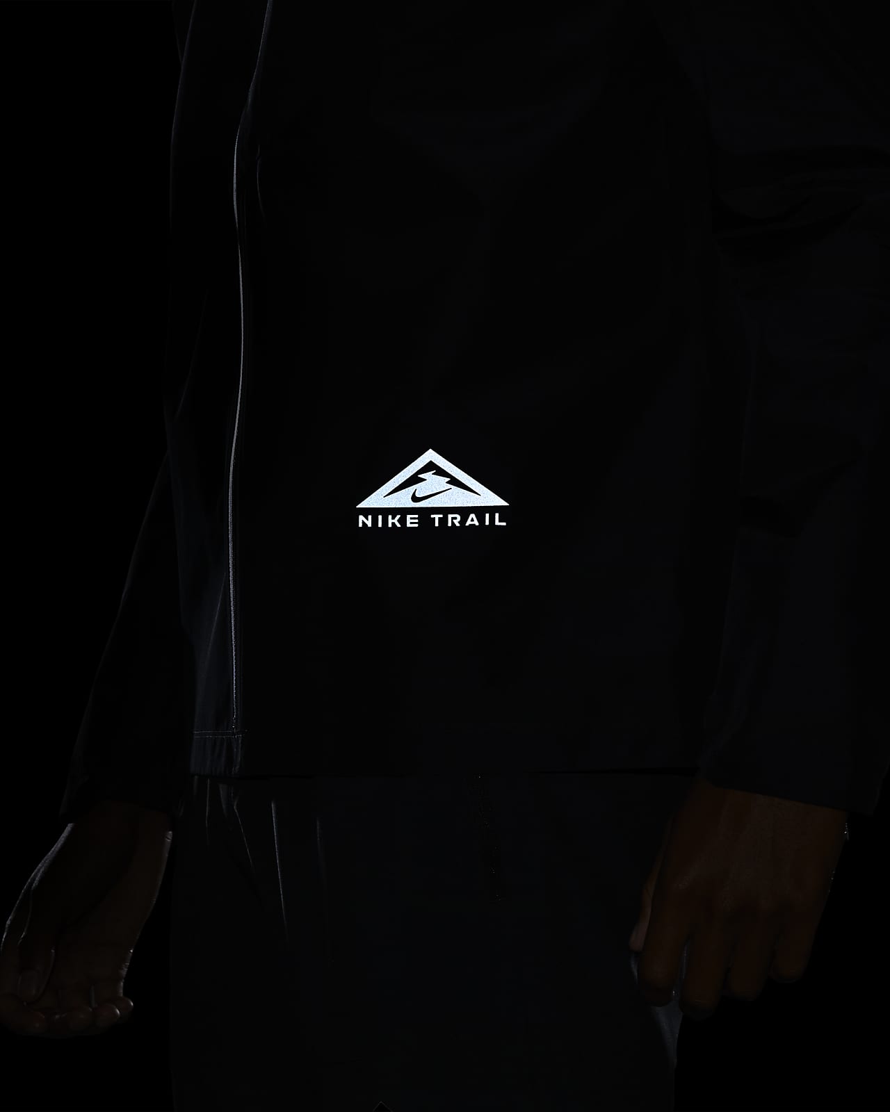 nike run the night jacket
