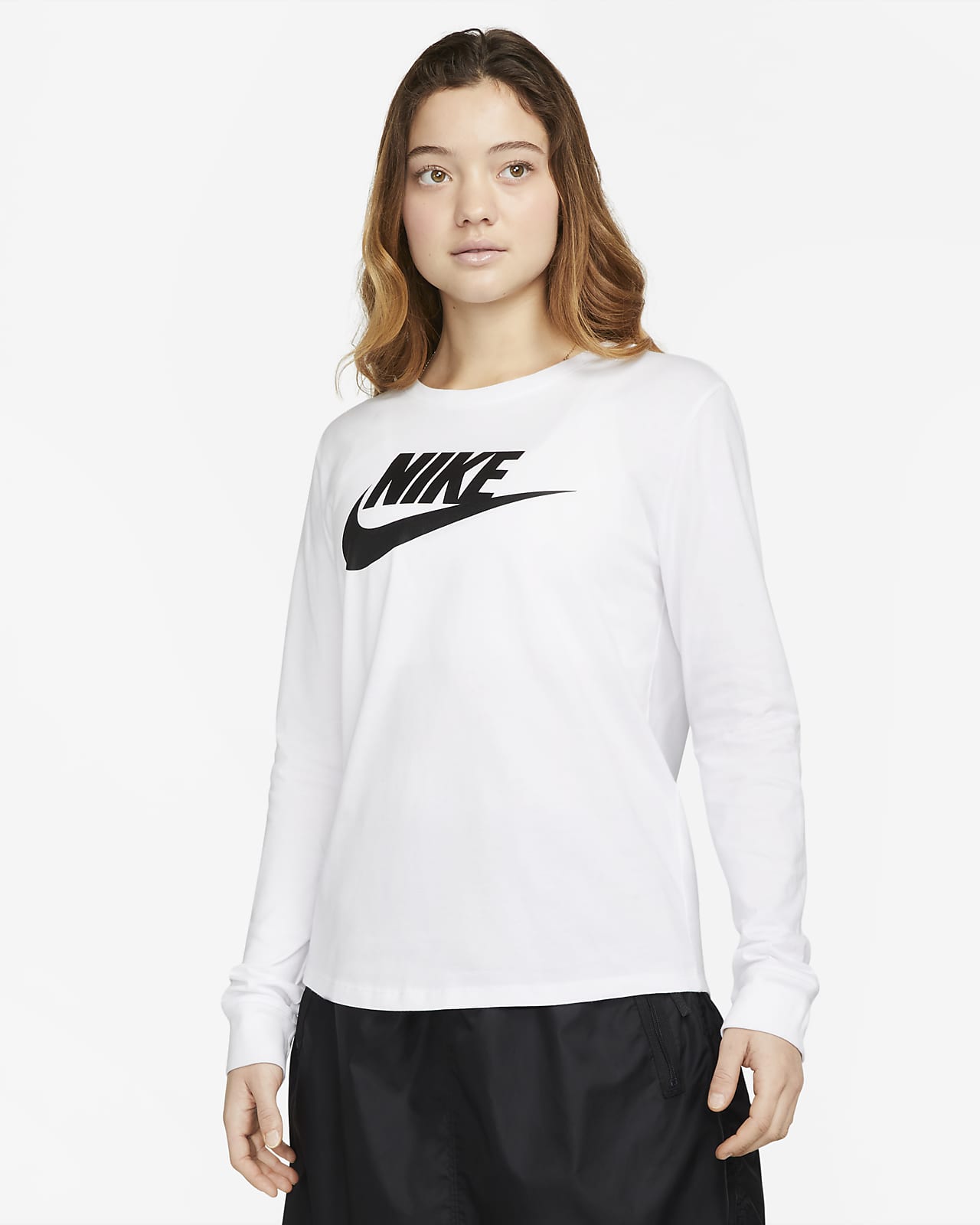 Nike Sportswear Essentials Women's Long-Sleeve Logo T-Shirt