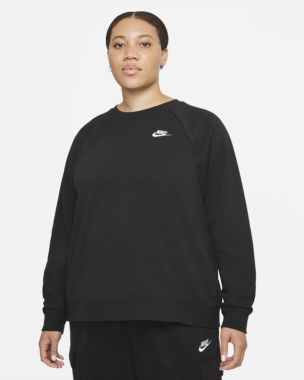 Maglia a girocollo Nike Sportswear Essential (Plus size) - Donna. Nike IT