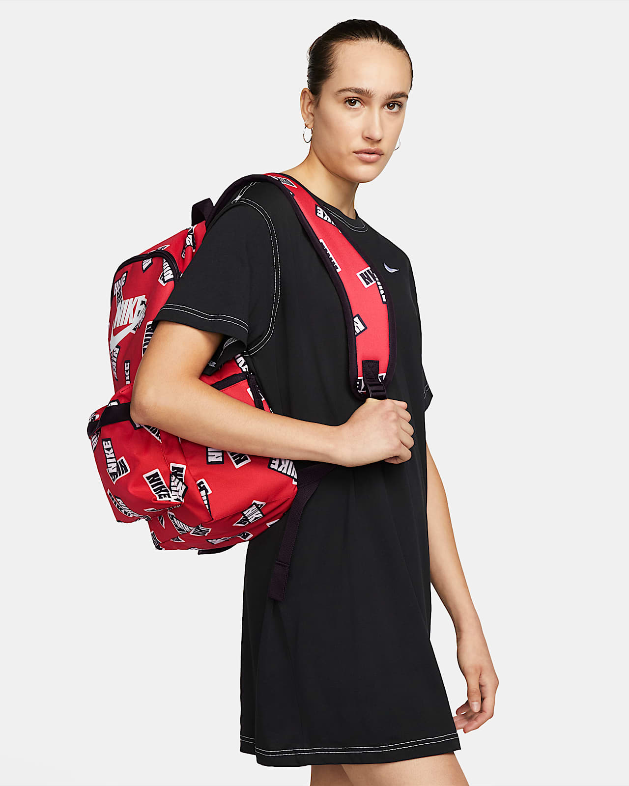 nike 25l backpack