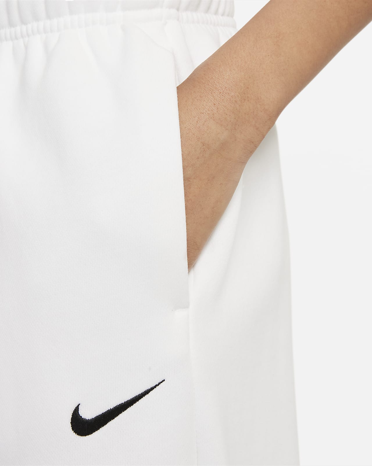 Nike Sportswear Collection Essentials Women's Fleece Curve Trousers ...