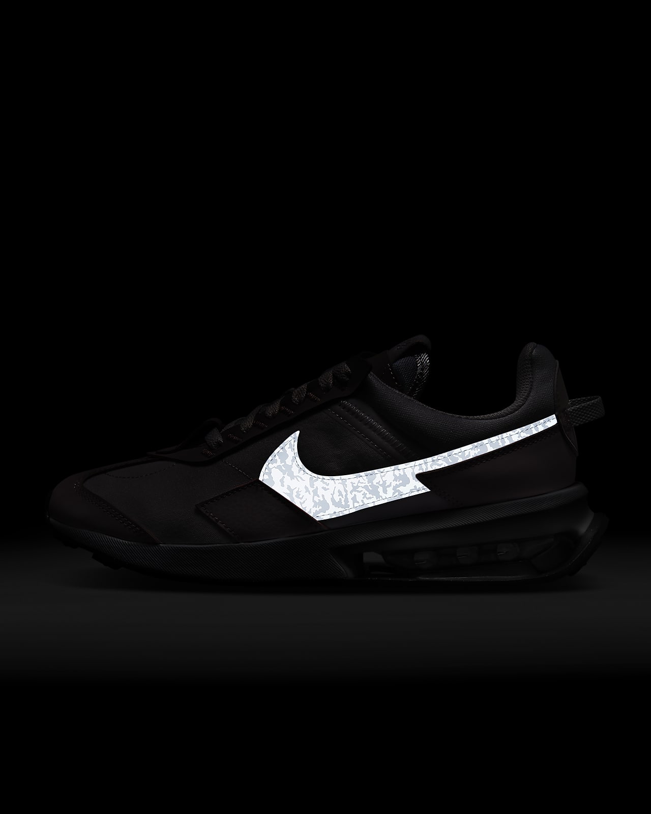 Nike Air Max PreDay Women's Shoes. Nike LU