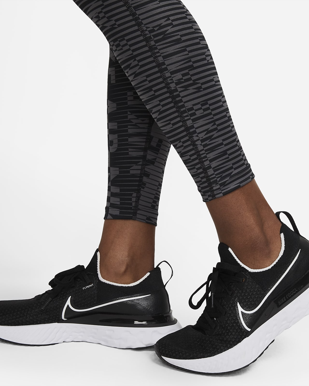 Nike公式 ナイキ エア エピック ファスト ウィメンズ ハイライズ 7 8 プリンテッド ランニングレギンス オンラインストア 通販サイト