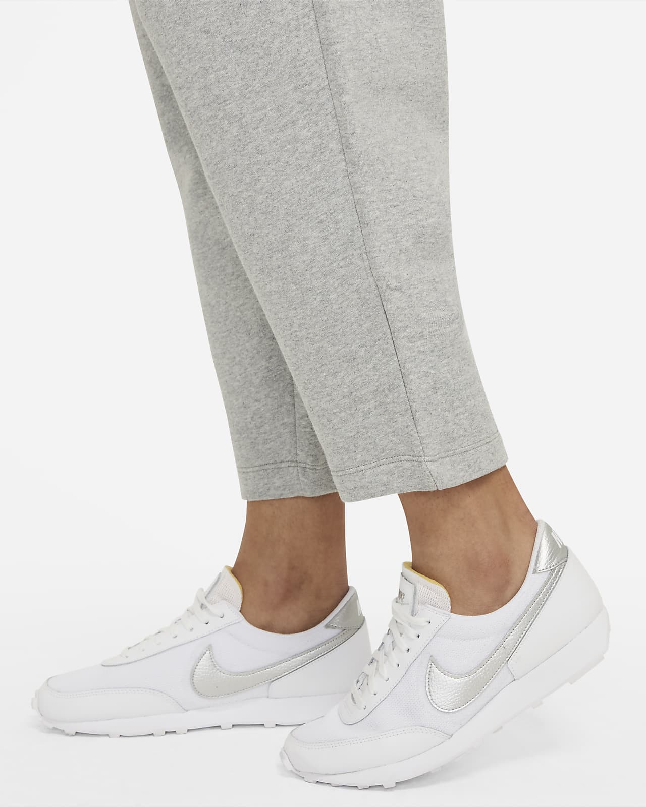 Nike Sportswear Collection Essentials Women's Fleece Curve Trousers ...