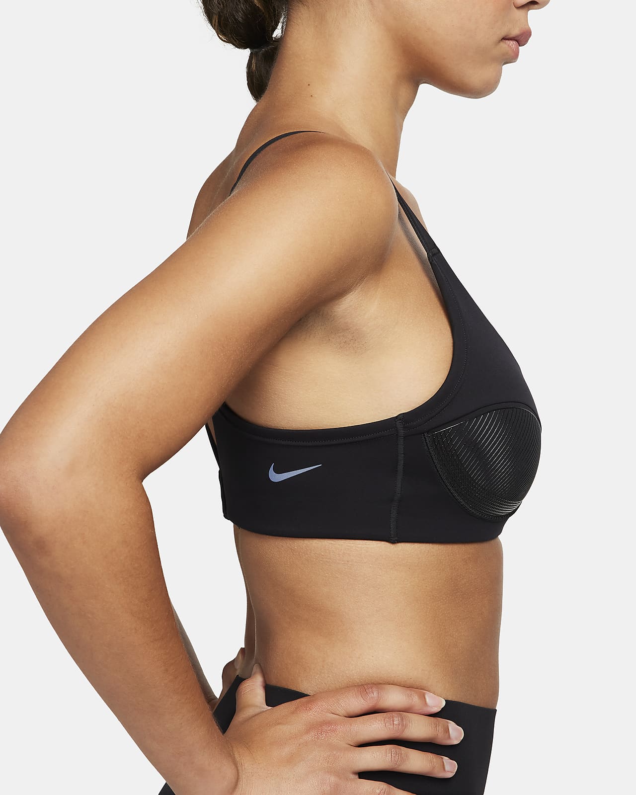 Nike Dri-FIT Indy-sports-bh med V-hals, indlæg og let støtte til