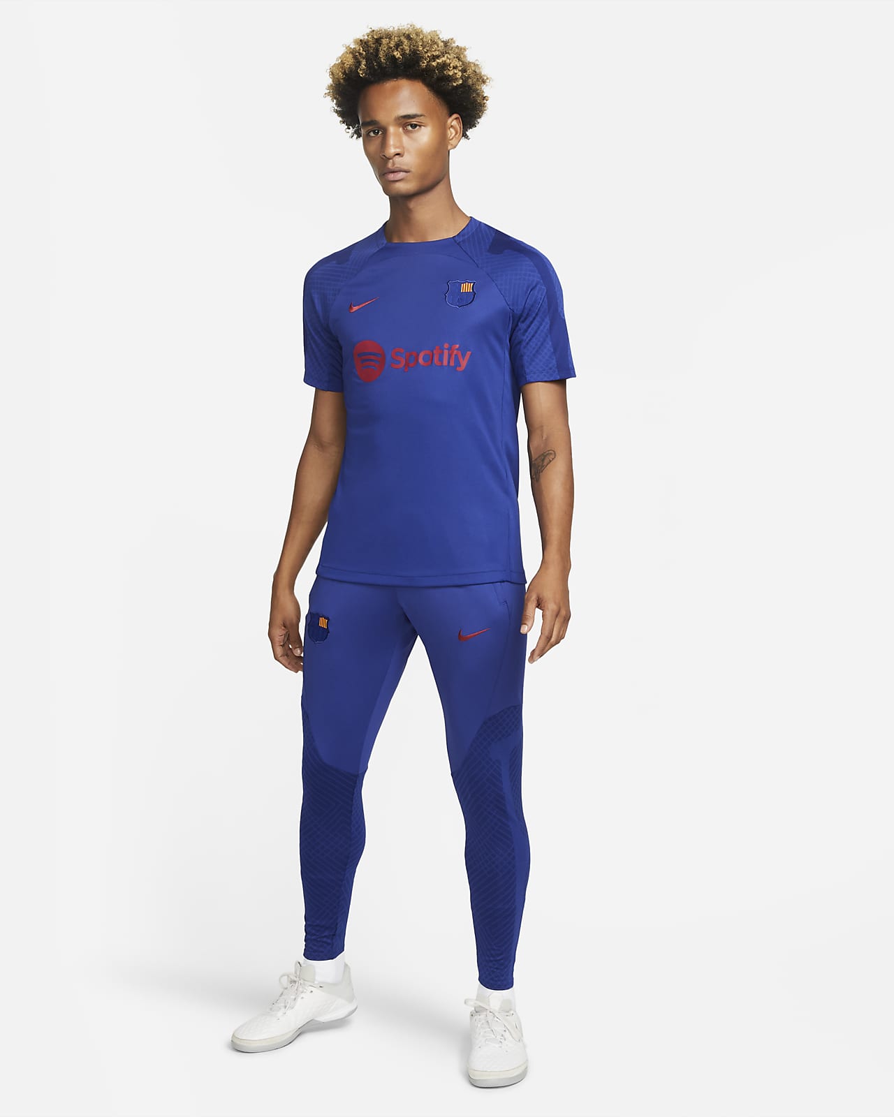 Colaborar con demasiado Descenso repentino FC Barcelona Strike Camiseta de fútbol de tejido Knit Nike Dri-FIT -  Hombre. Nike ES