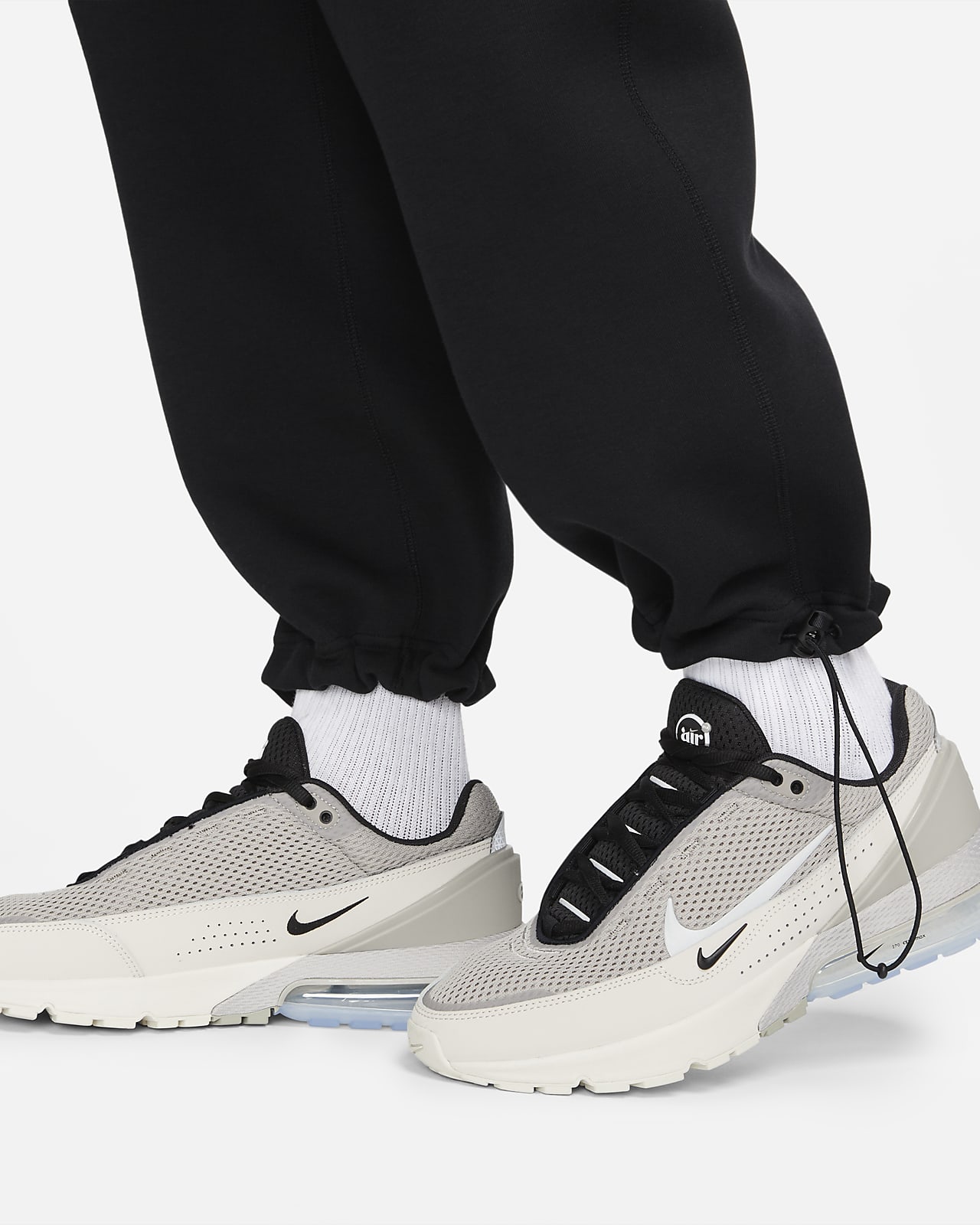 Nike Sportswear Tech Fleece Open-hem Tracksuit Bottoms 50% Sustainable  Blends in Gray for Men