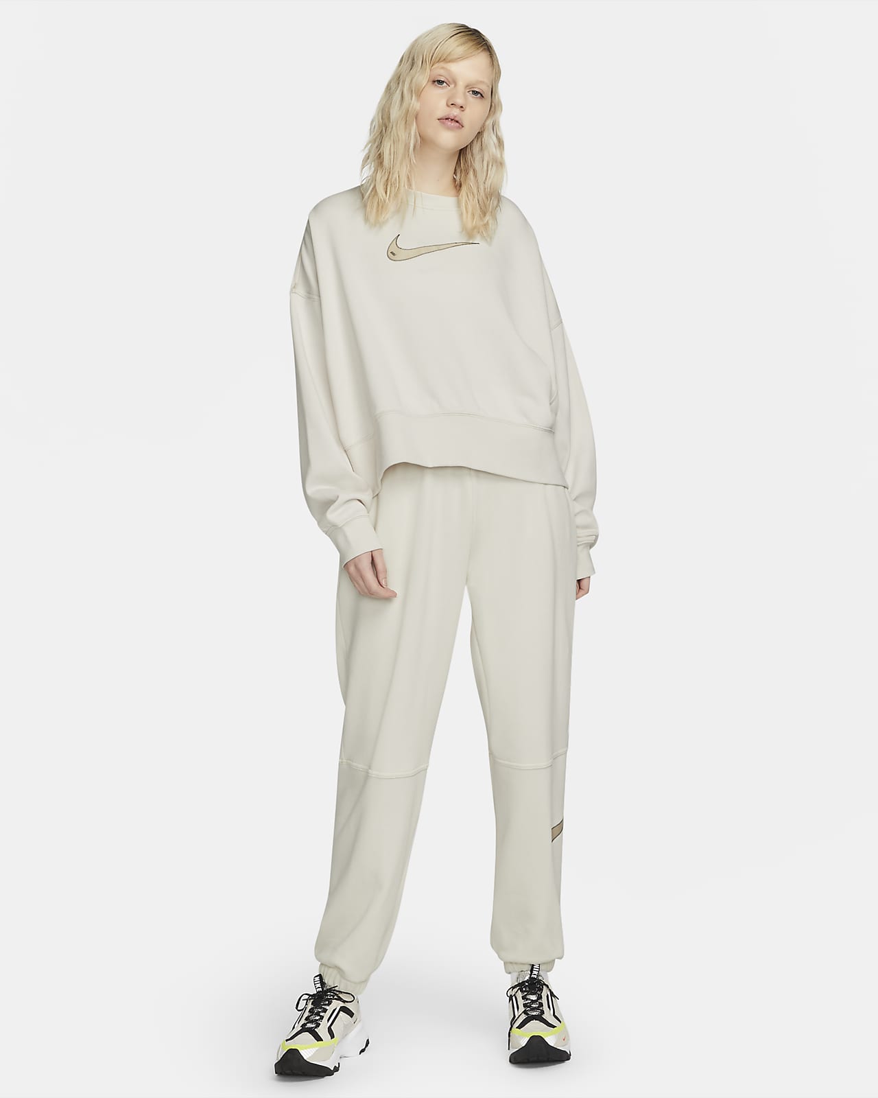 NIKE Nike SPORTSWEAR SWOOSH - Pantalón de chándal hombre grey/white/black -  Private Sport Shop