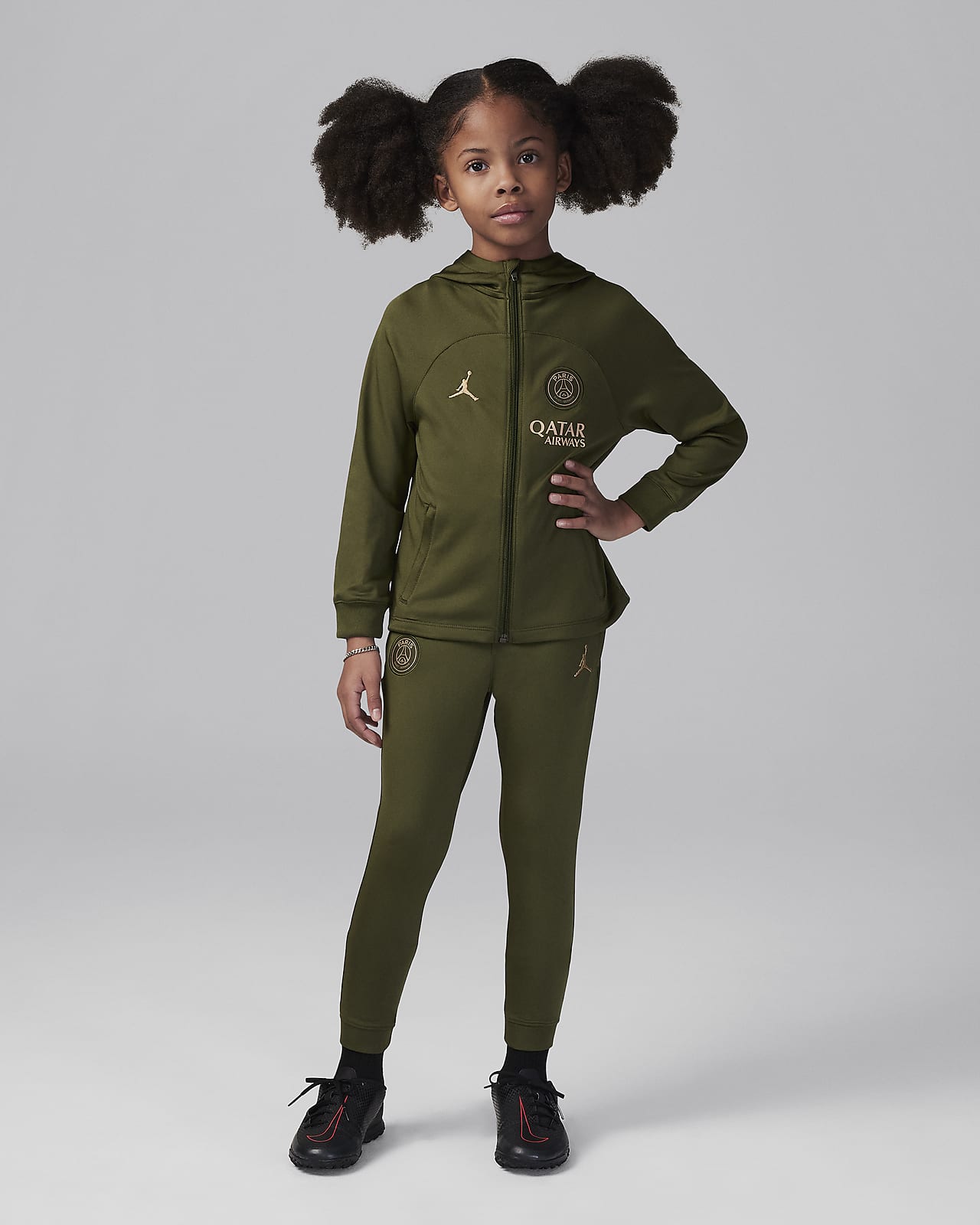 Nike jordan kids sales tracksuit