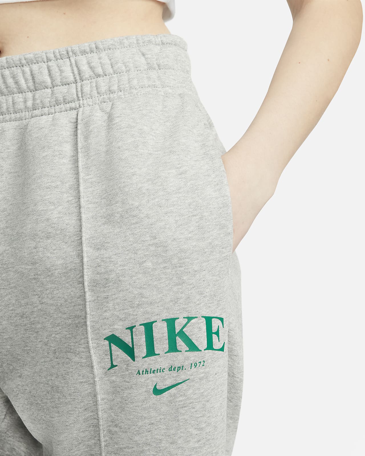 nike athletic